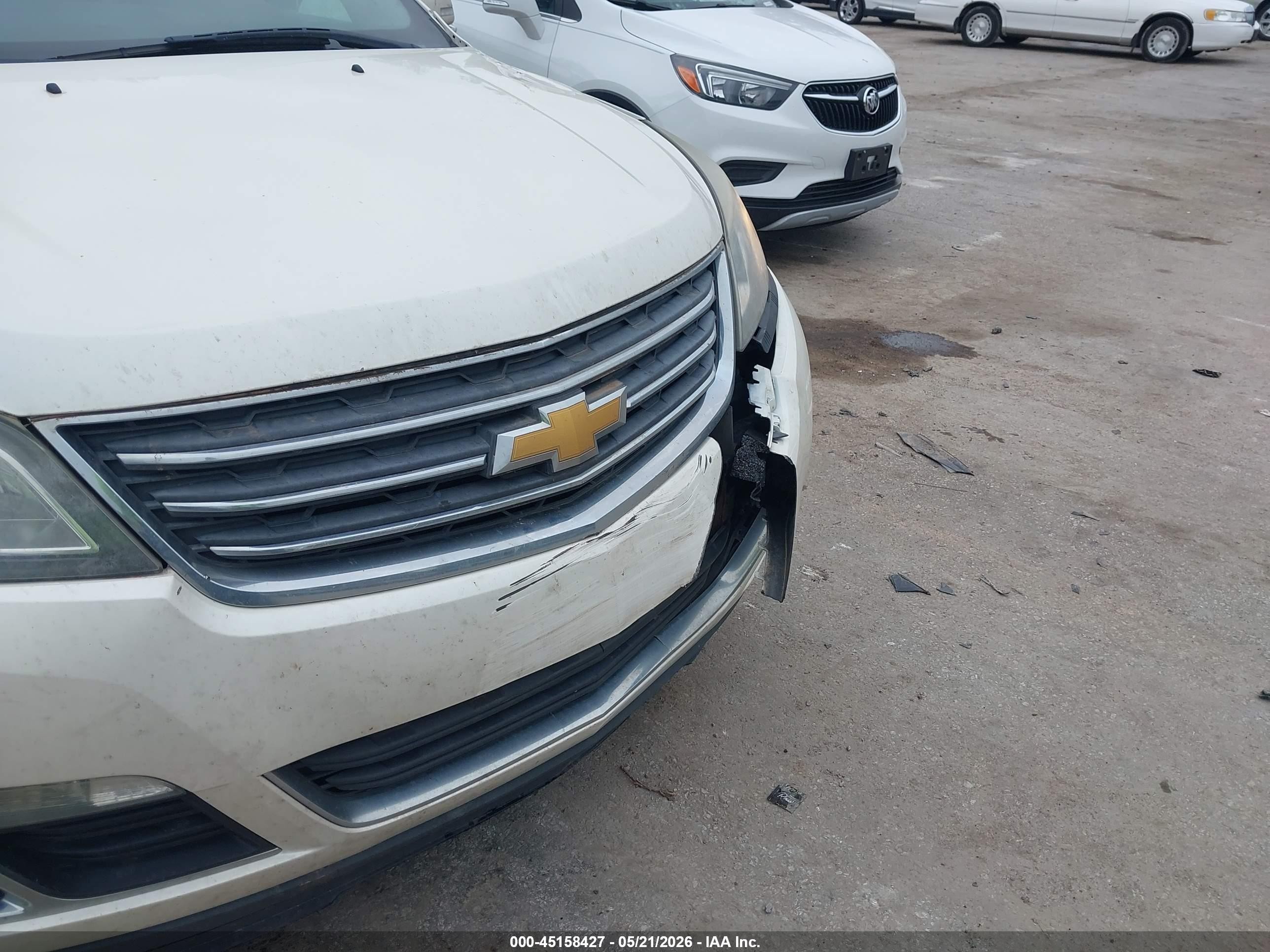 2014 Chevrolet Traverse 1lt White vin: 1GNKVGKD8EJ151616
