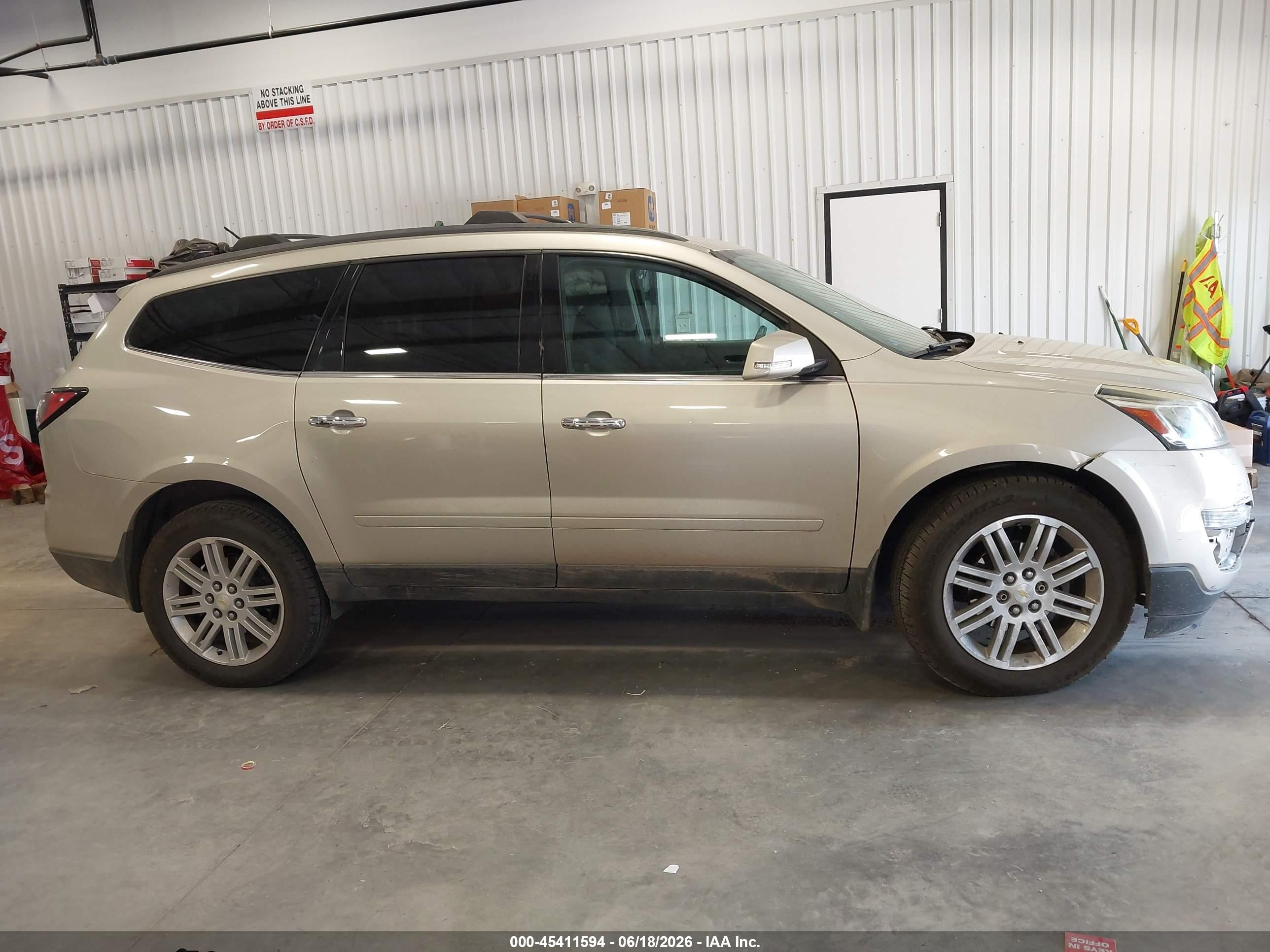 2014 Chevrolet Traverse Lt Champagne vin: 1GNKVGKD8EJ158291