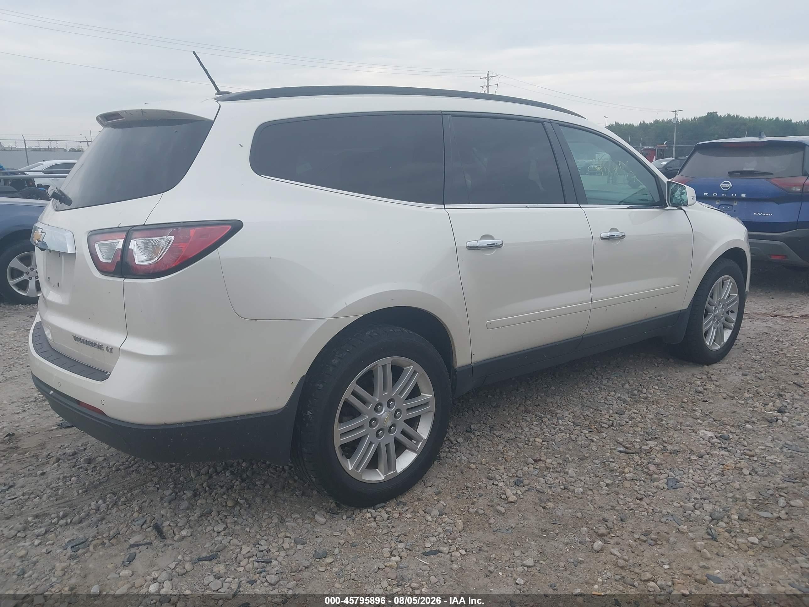 2014 Chevrolet Traverse 1lt White vin: 1GNKVGKD8EJ334448