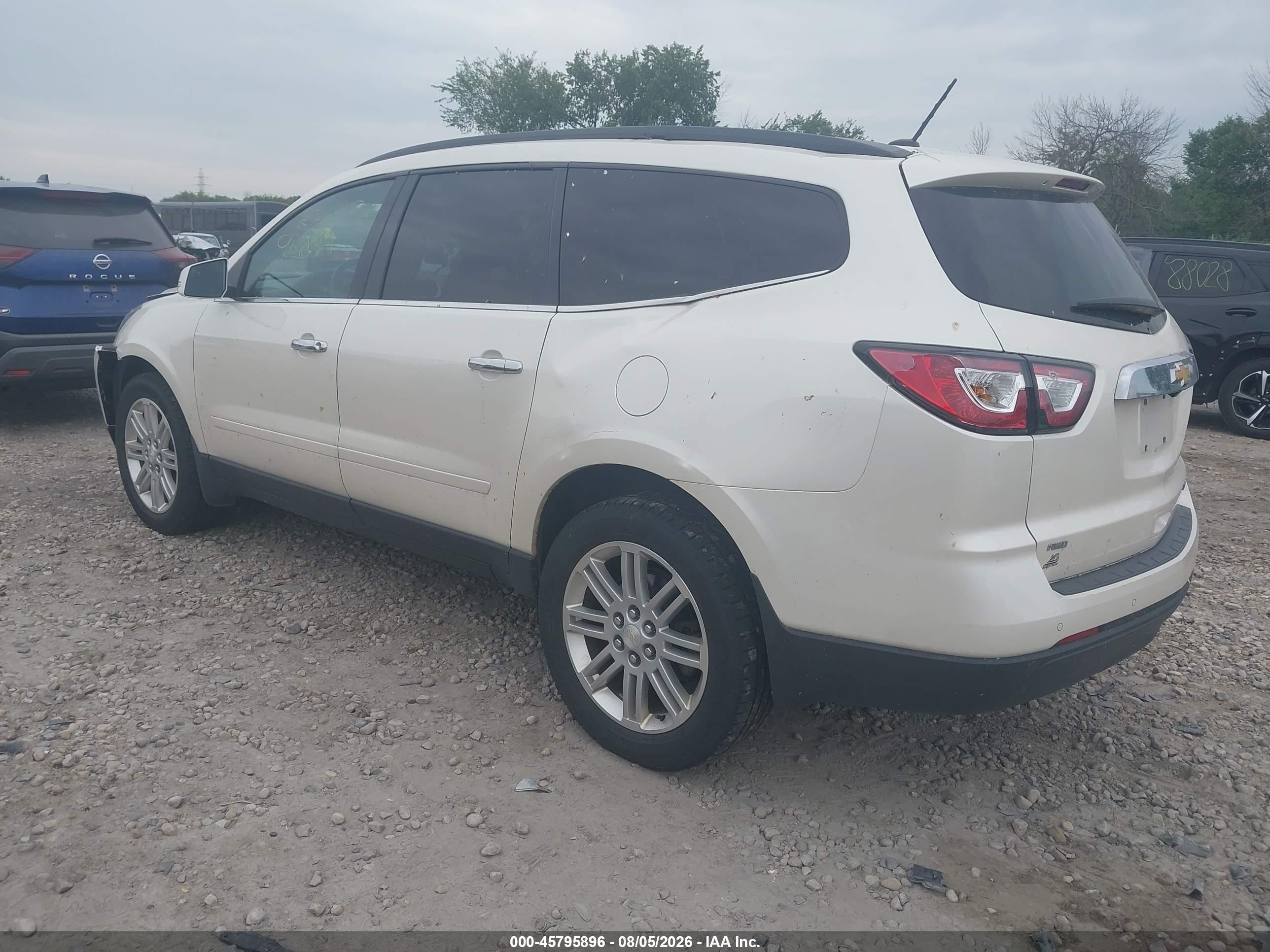 2014 Chevrolet Traverse 1lt White vin: 1GNKVGKD8EJ334448