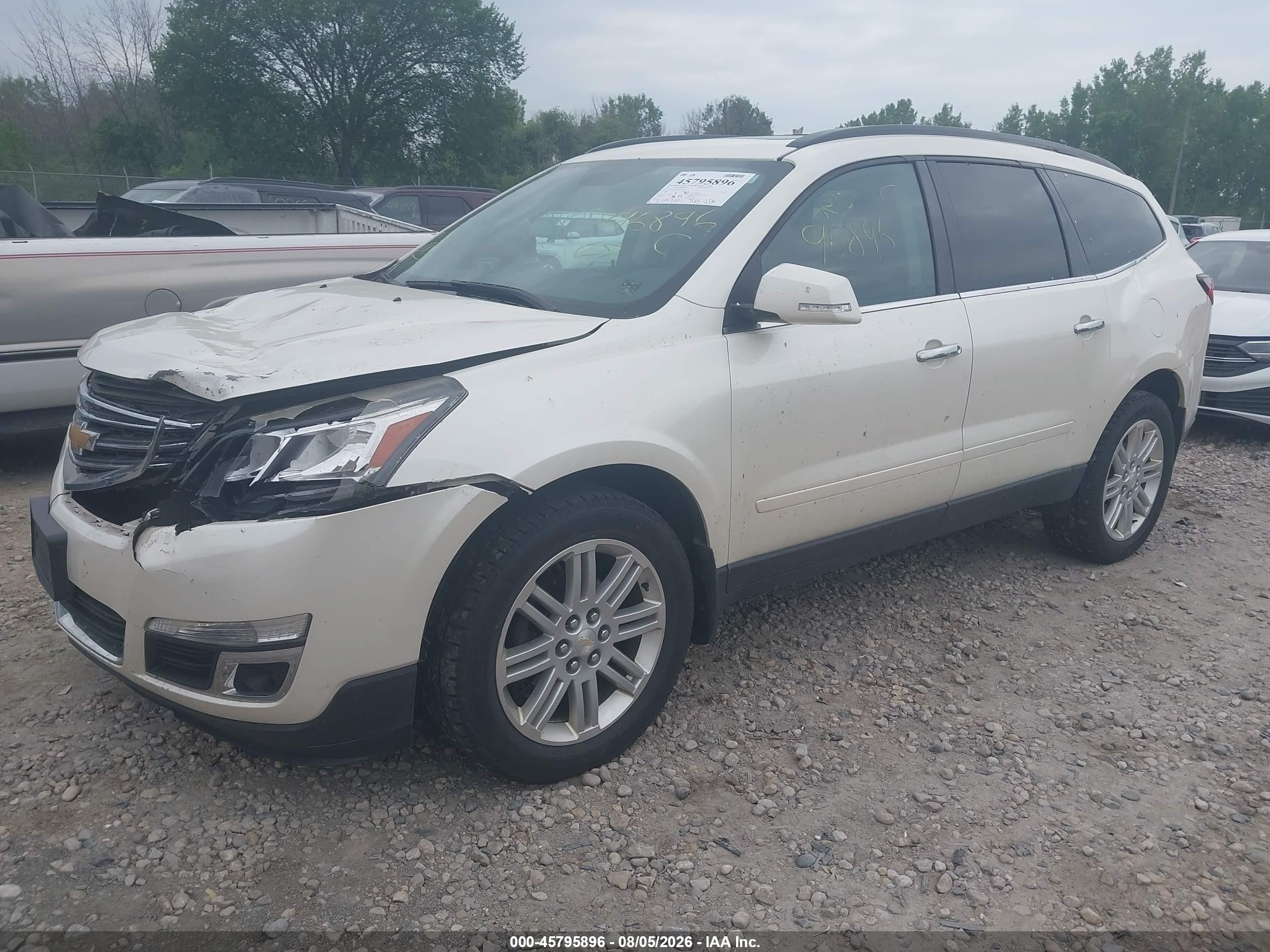 2014 Chevrolet Traverse 1lt White vin: 1GNKVGKD8EJ334448