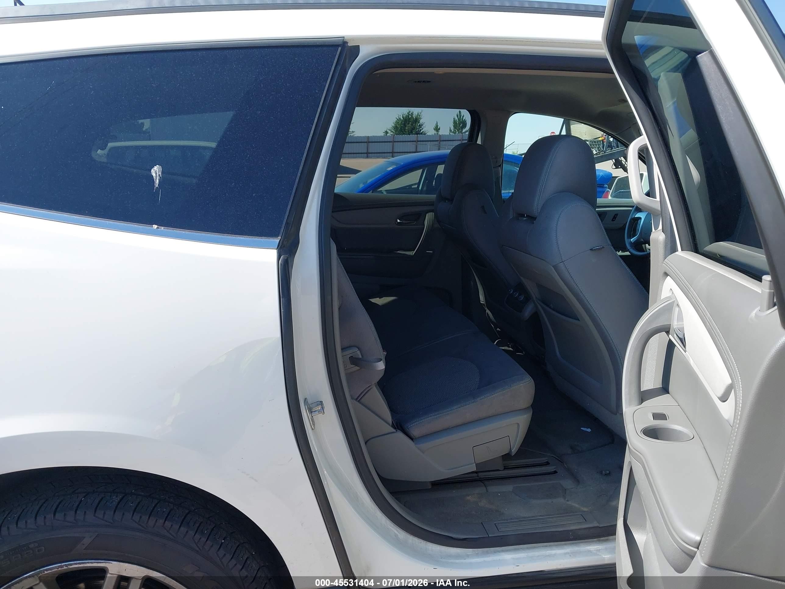2015 Chevrolet Traverse Lt White vin: 1GNKVGKD8FJ226669