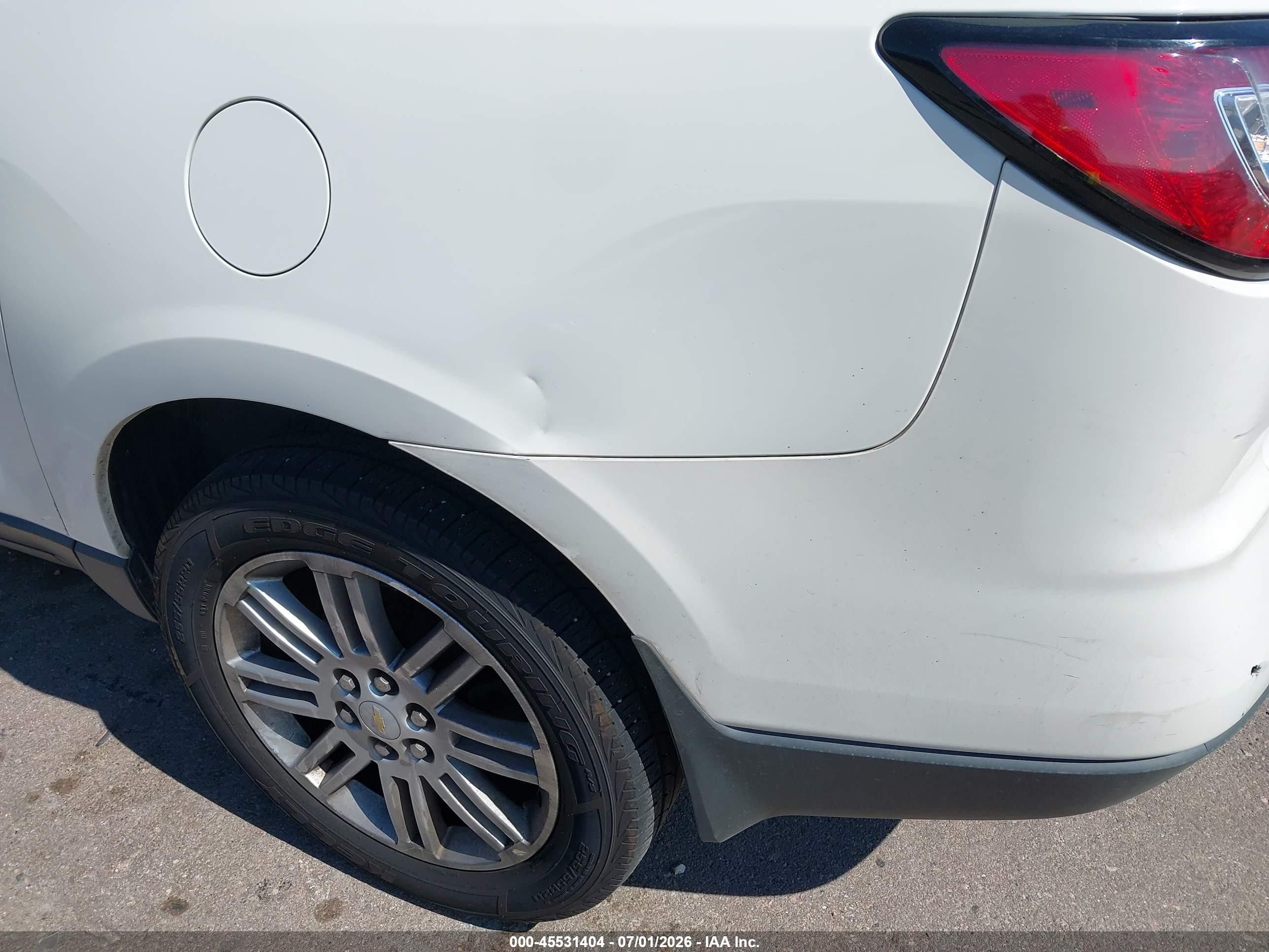2015 Chevrolet Traverse Lt White vin: 1GNKVGKD8FJ226669