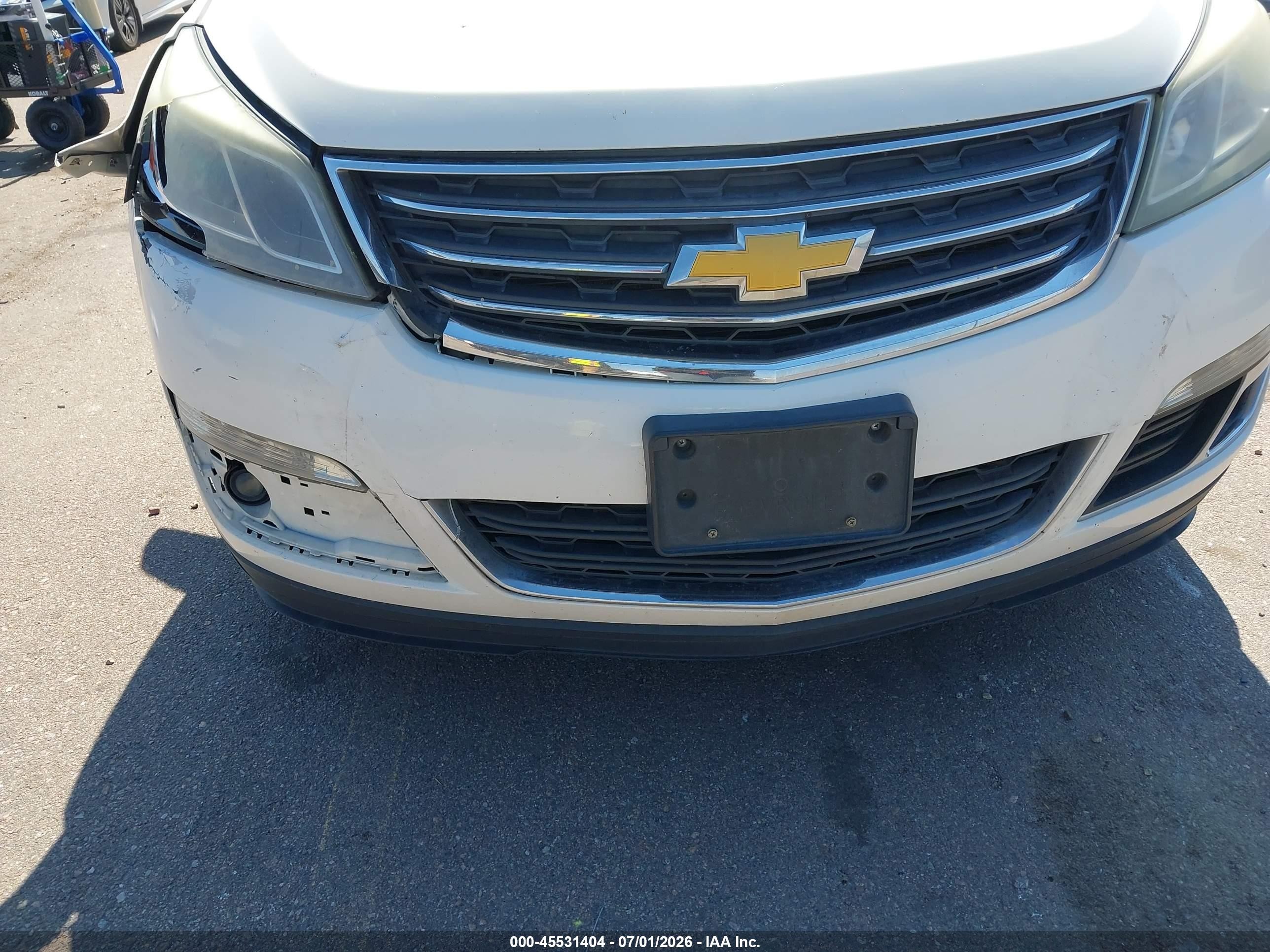 2015 Chevrolet Traverse Lt White vin: 1GNKVGKD8FJ226669