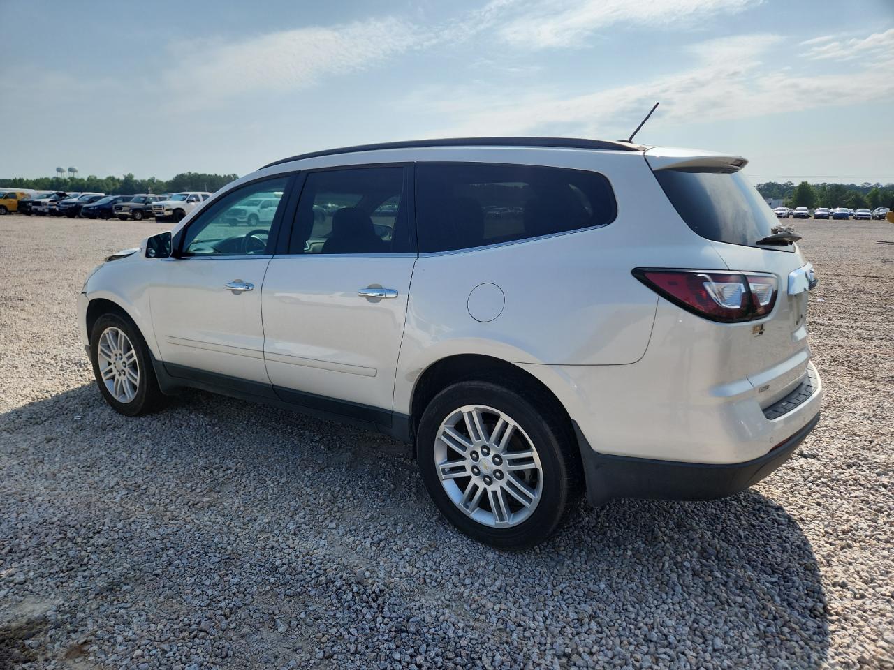 2015 Chevrolet Traverse Lt White vin: 1GNKVGKD8FJ305226