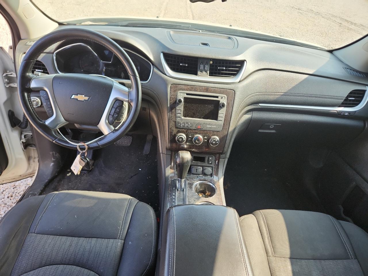 2015 Chevrolet Traverse Lt White vin: 1GNKVGKD8FJ305226