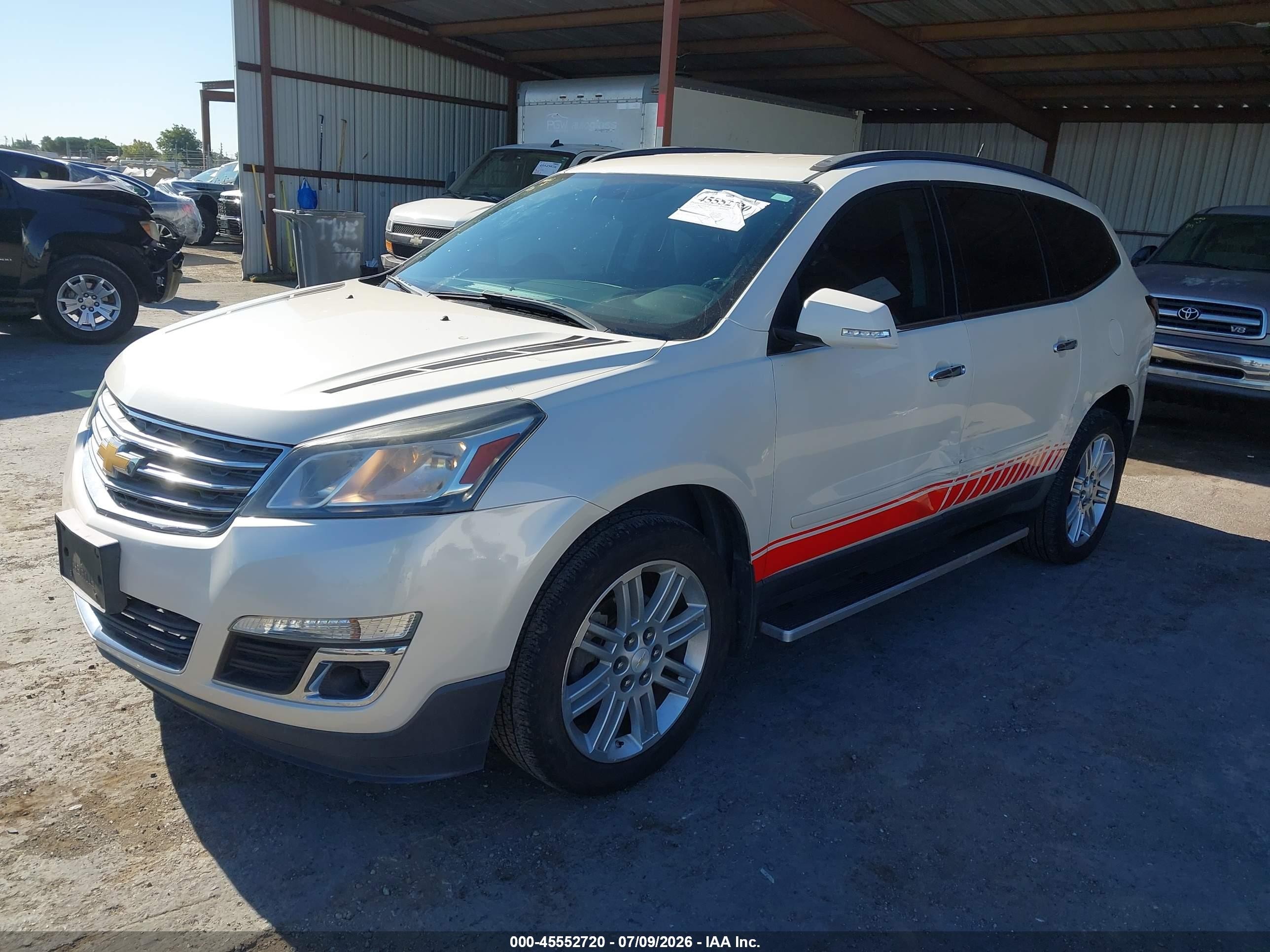 2015 Chevrolet Traverse Lt White vin: 1GNKVGKD8FJ314735