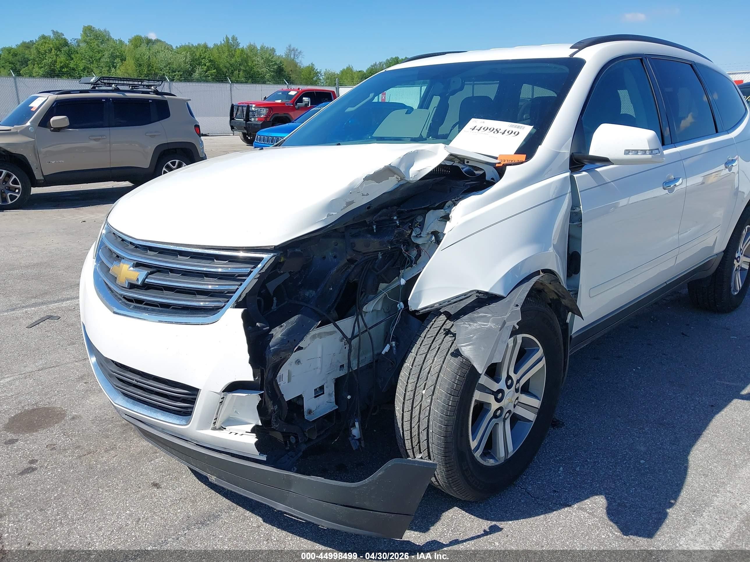 2015 Chevrolet Traverse 1lt White vin: 1GNKVGKD8FJ314864