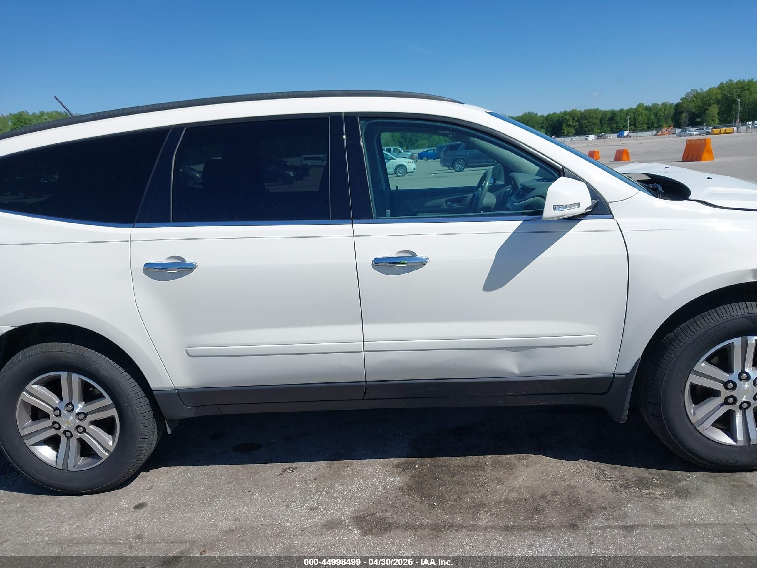 2015 Chevrolet Traverse 1lt White vin: 1GNKVGKD8FJ314864