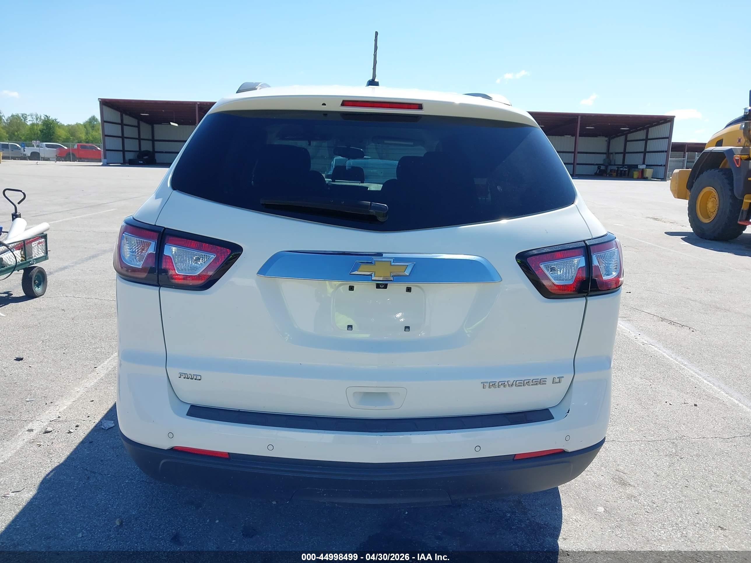 2015 Chevrolet Traverse 1lt White vin: 1GNKVGKD8FJ314864