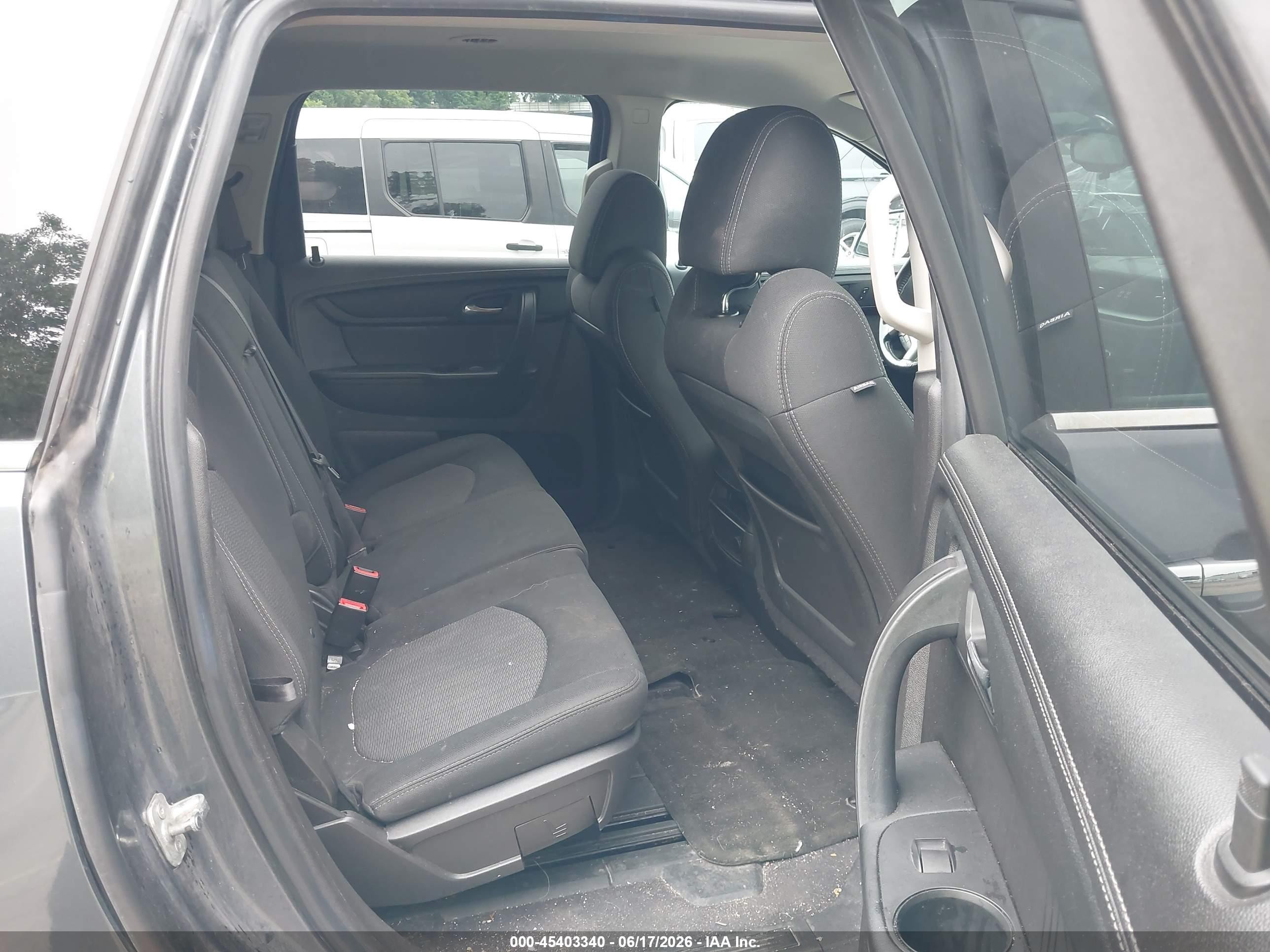 2013 Chevrolet Traverse Lt Gray vin: 1GNKVGKD9DJ111236