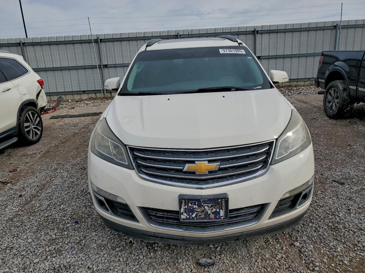 2015 Chevrolet Traverse Lt White vin: 1GNKVGKD9FJ177353