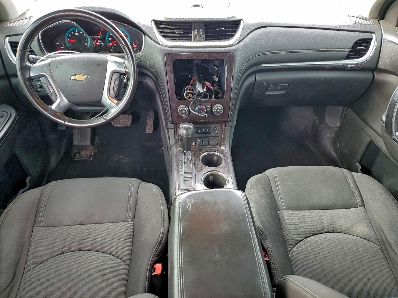 2015 Chevrolet Traverse Lt White vin: 1GNKVGKD9FJ177353