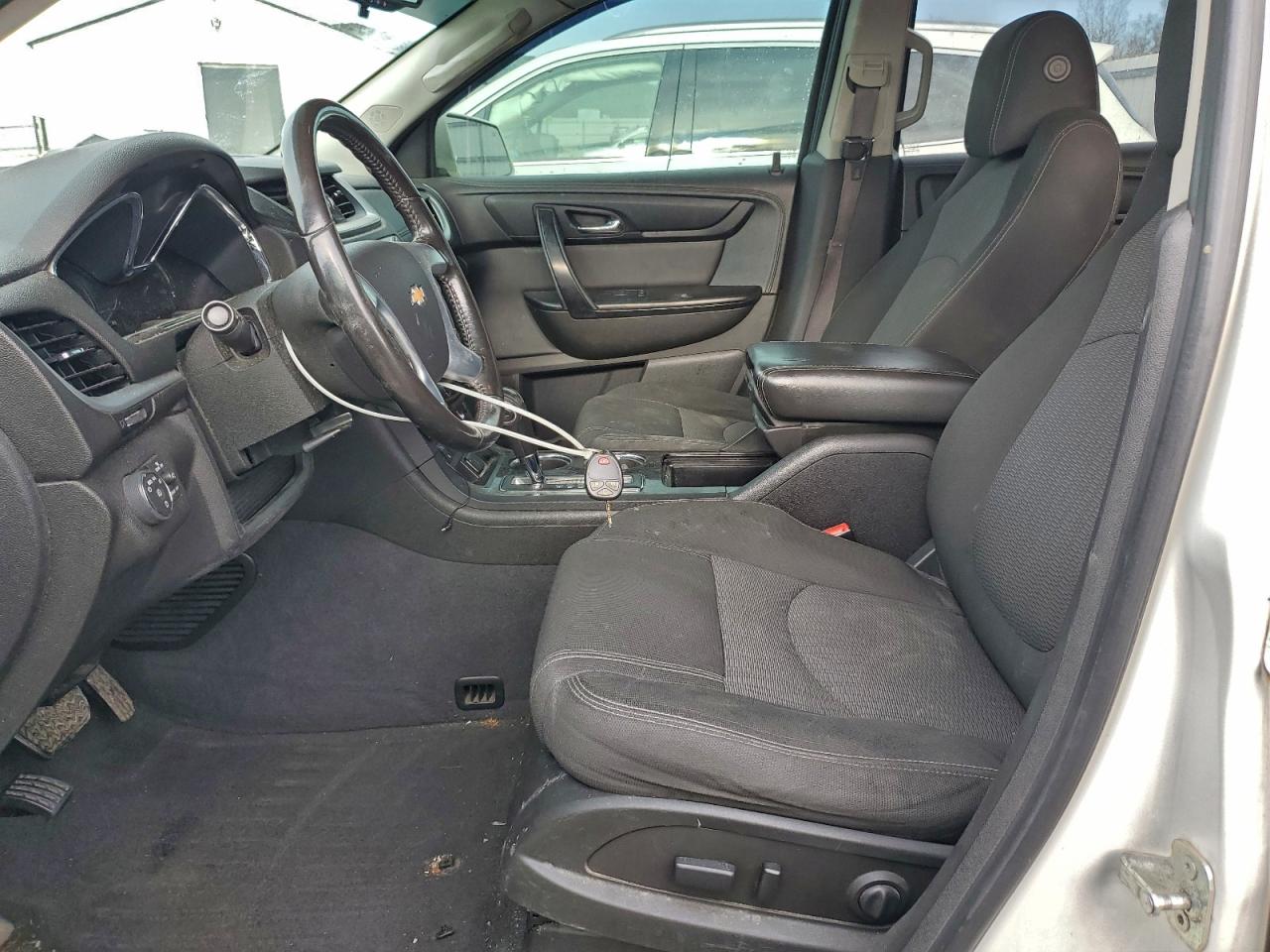 2015 Chevrolet Traverse Lt White vin: 1GNKVGKD9FJ177353