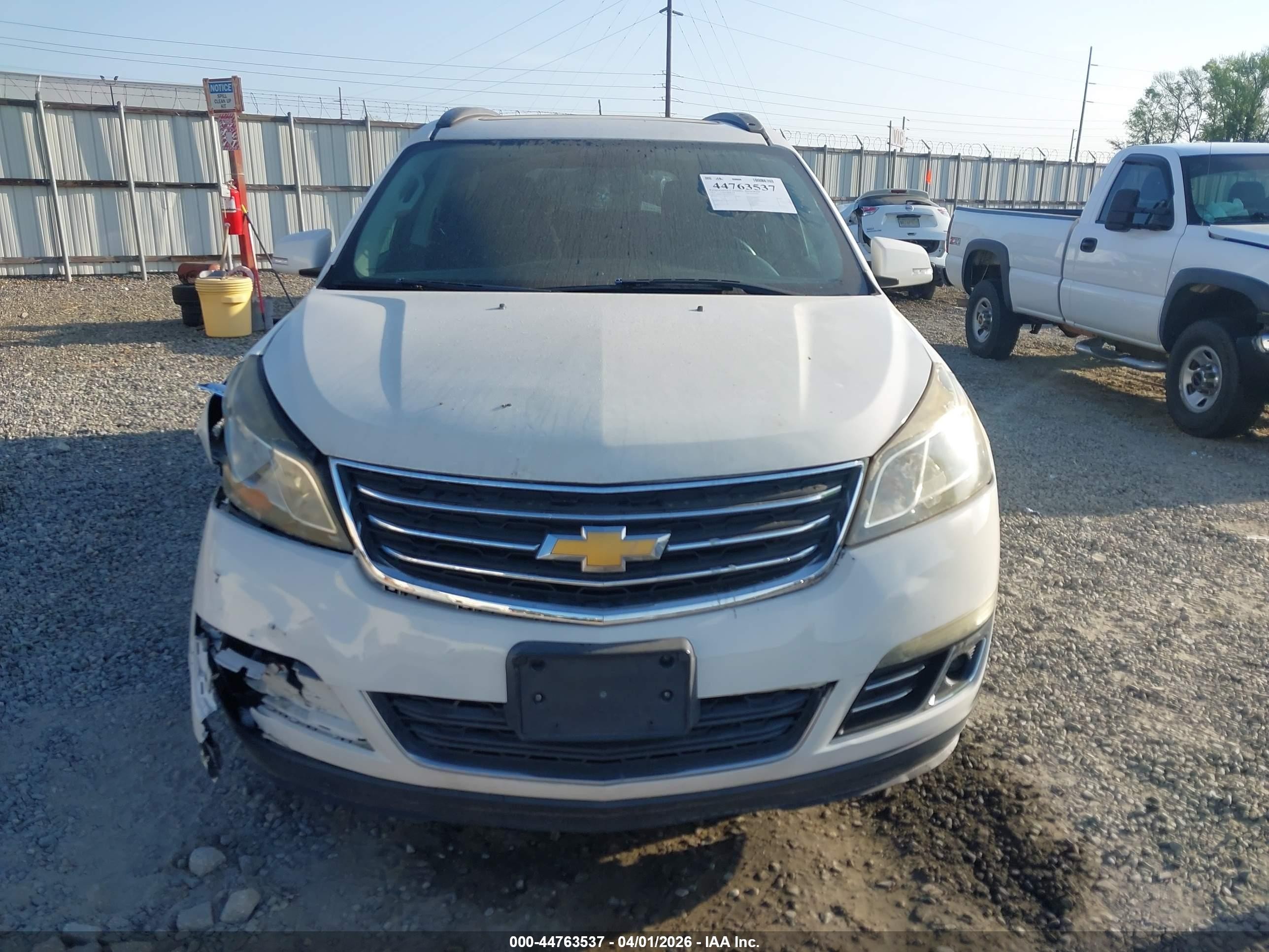 2015 Chevrolet Traverse 1lt White vin: 1GNKVGKDXFJ158469