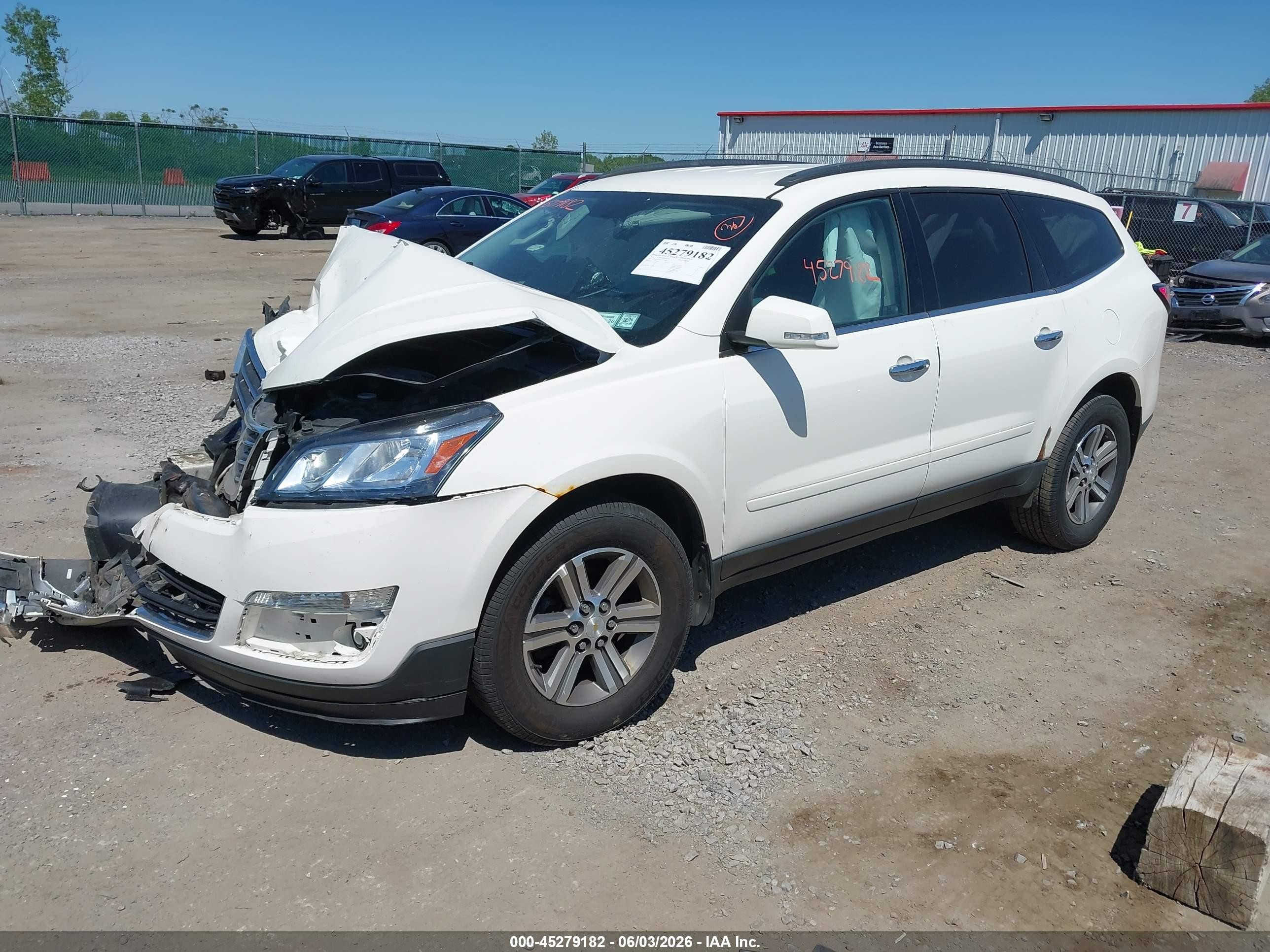 2015 Chevrolet Traverse 1lt Белый vin: 1GNKVGKDXFJ299283