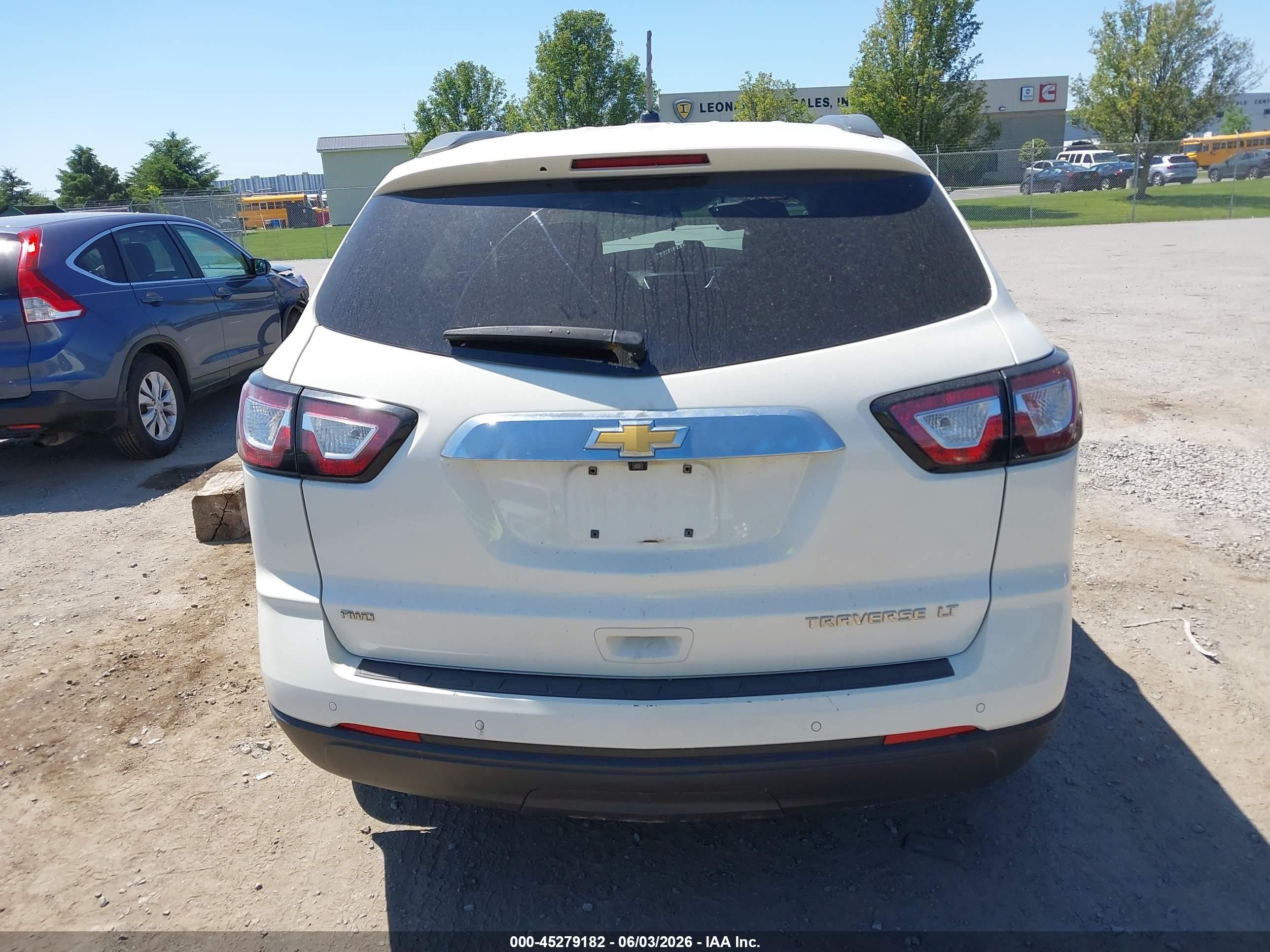 2015 Chevrolet Traverse 1lt Белый vin: 1GNKVGKDXFJ299283