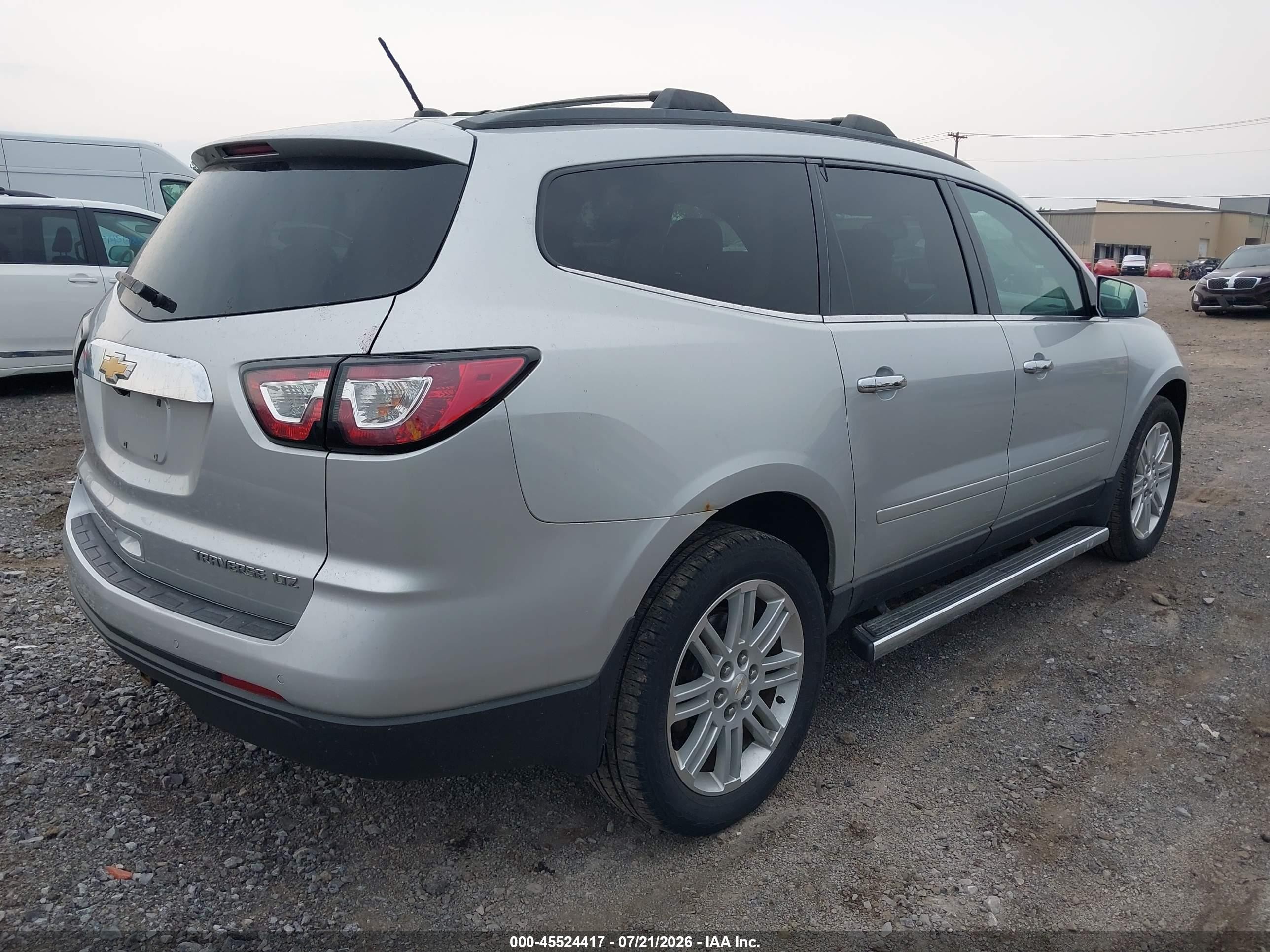 2015 Chevrolet Traverse Lt Silver vin: 1GNKVGKDXFJ385192