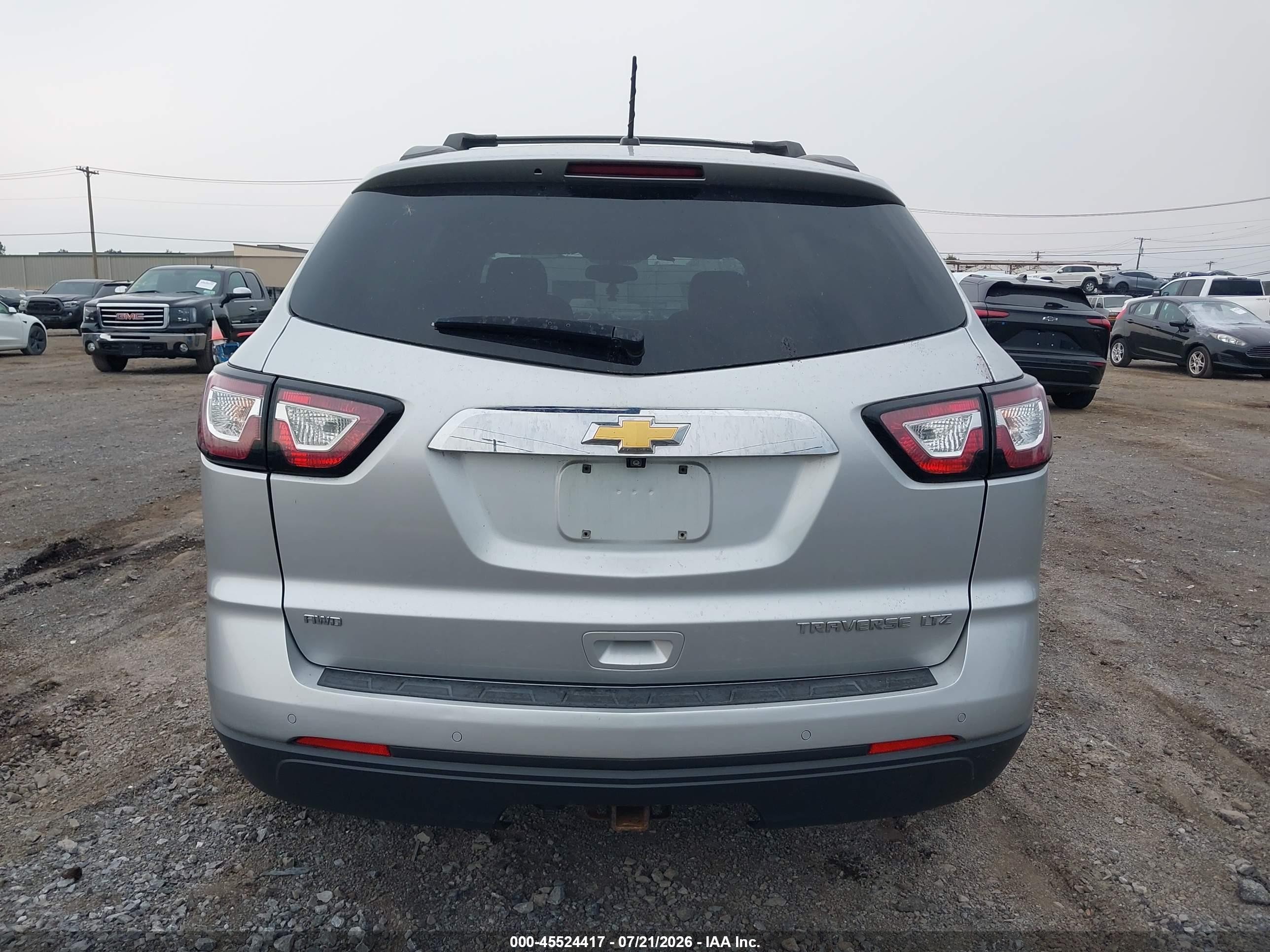 2015 Chevrolet Traverse Lt Silver vin: 1GNKVGKDXFJ385192