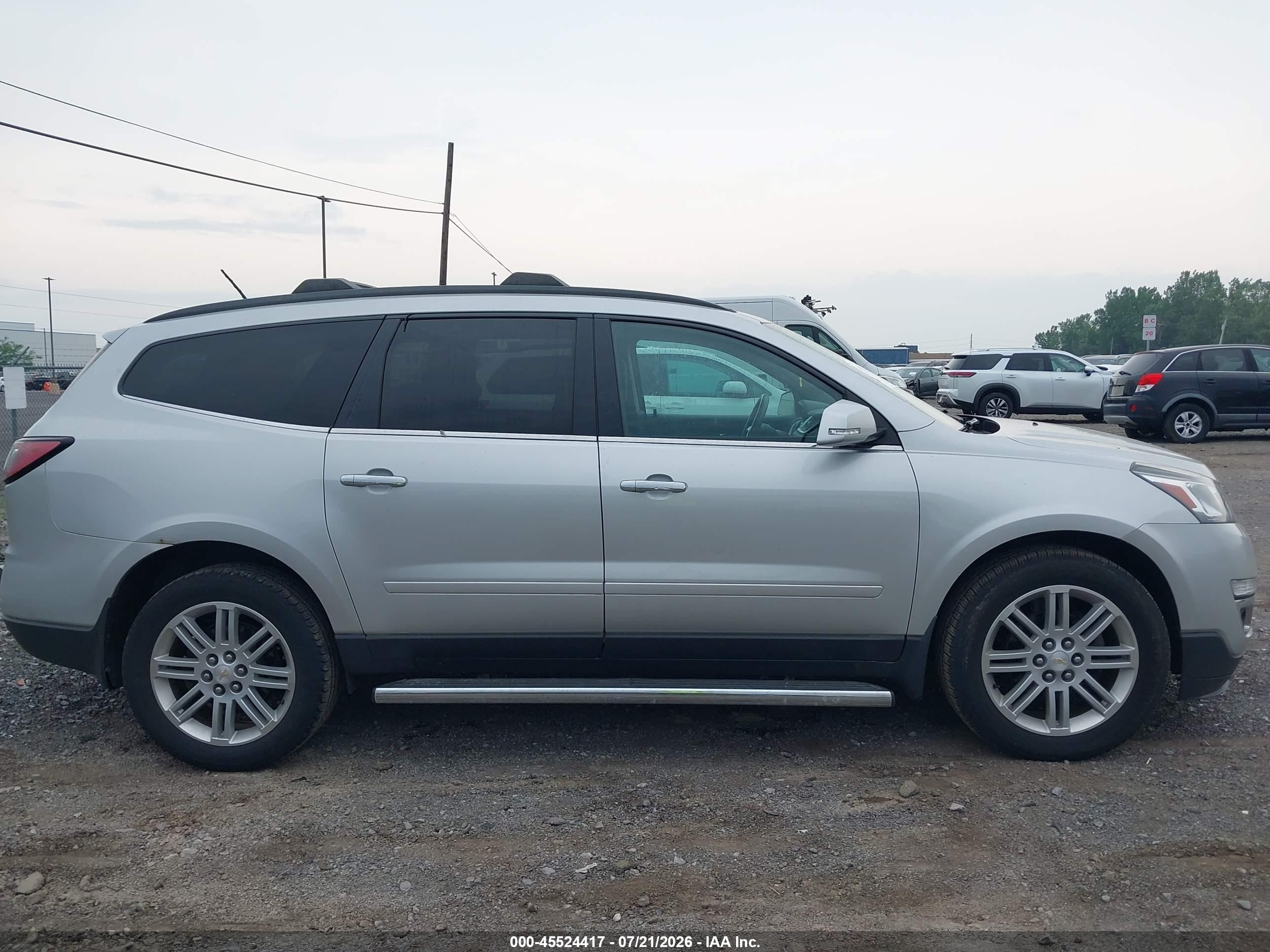 2015 Chevrolet Traverse Lt Silver vin: 1GNKVGKDXFJ385192