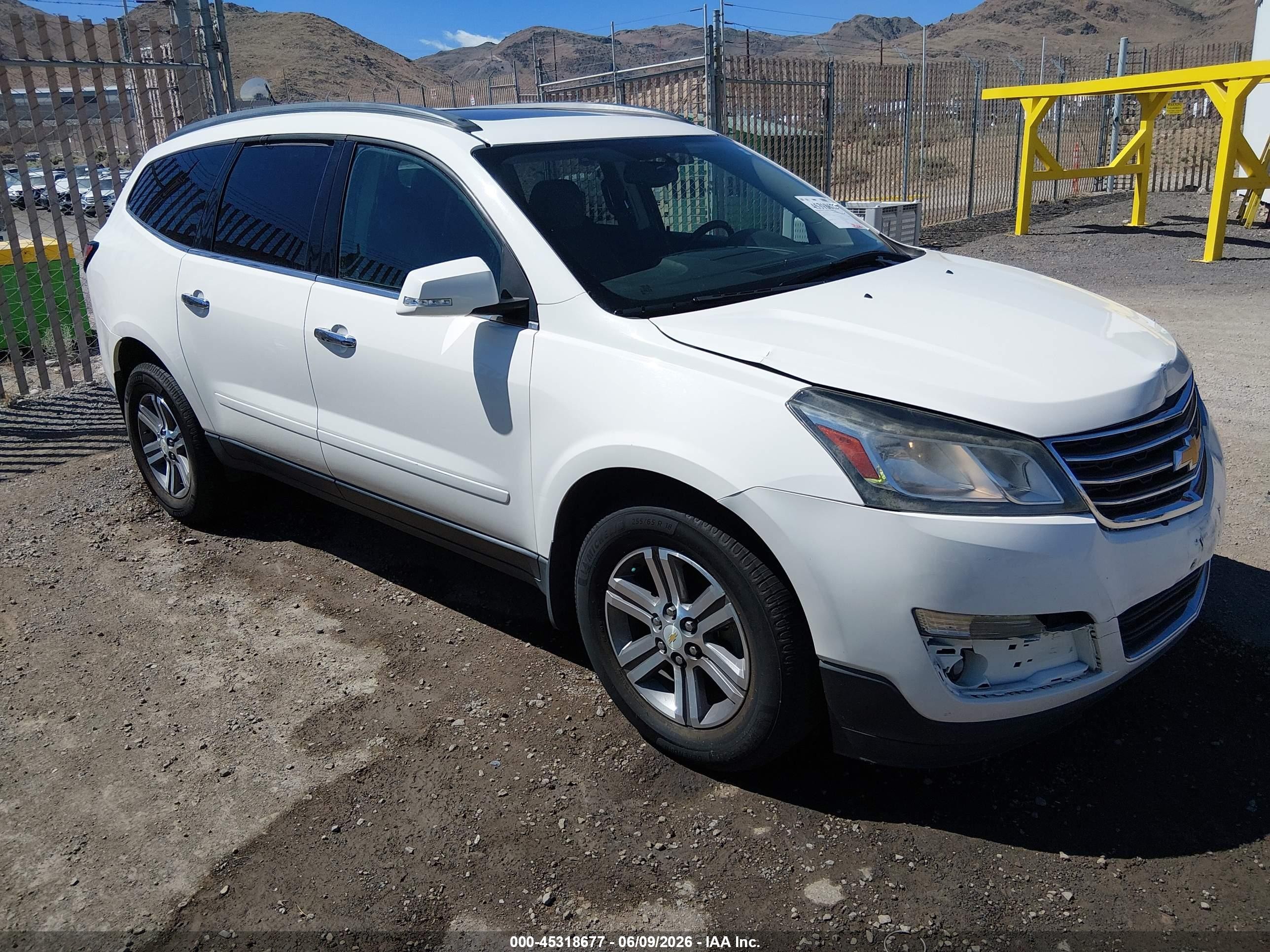 2015 Chevrolet Traverse 2lt White vin: 1GNKVHKD0FJ137572