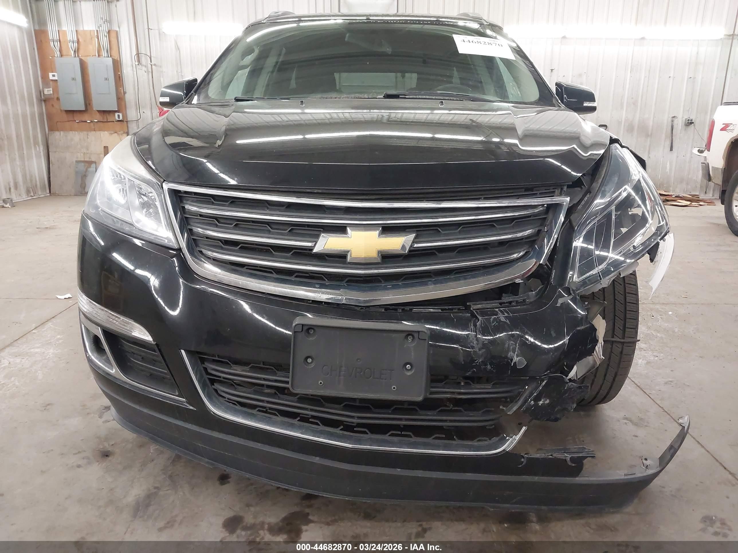 2017 Chevrolet Traverse 2lt Black vin: 1GNKVHKD2HJ136331
