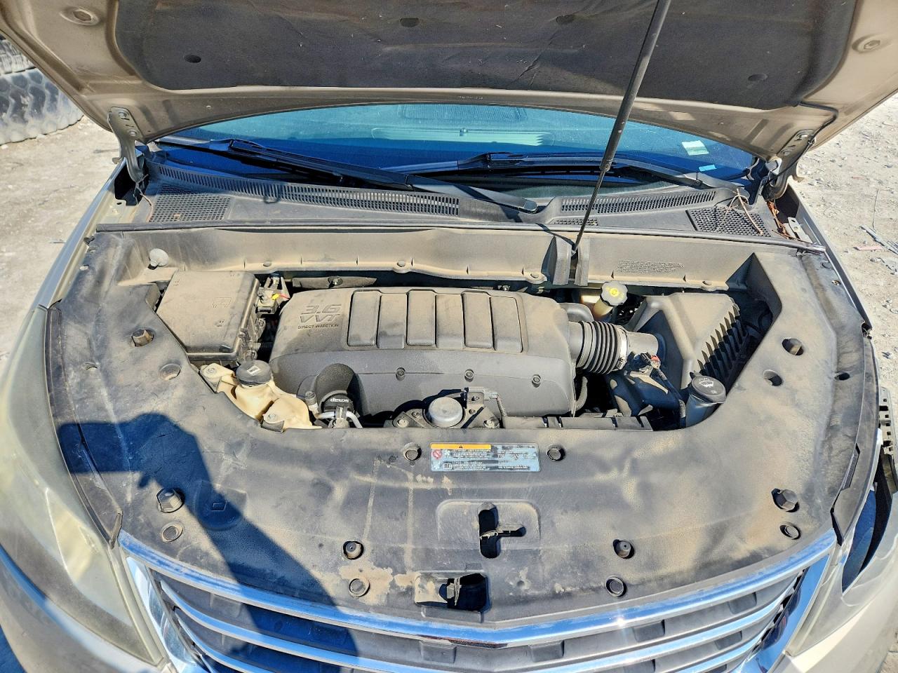 2015 Chevrolet Traverse Lt Cream vin: 1GNKVHKD3FJ102797