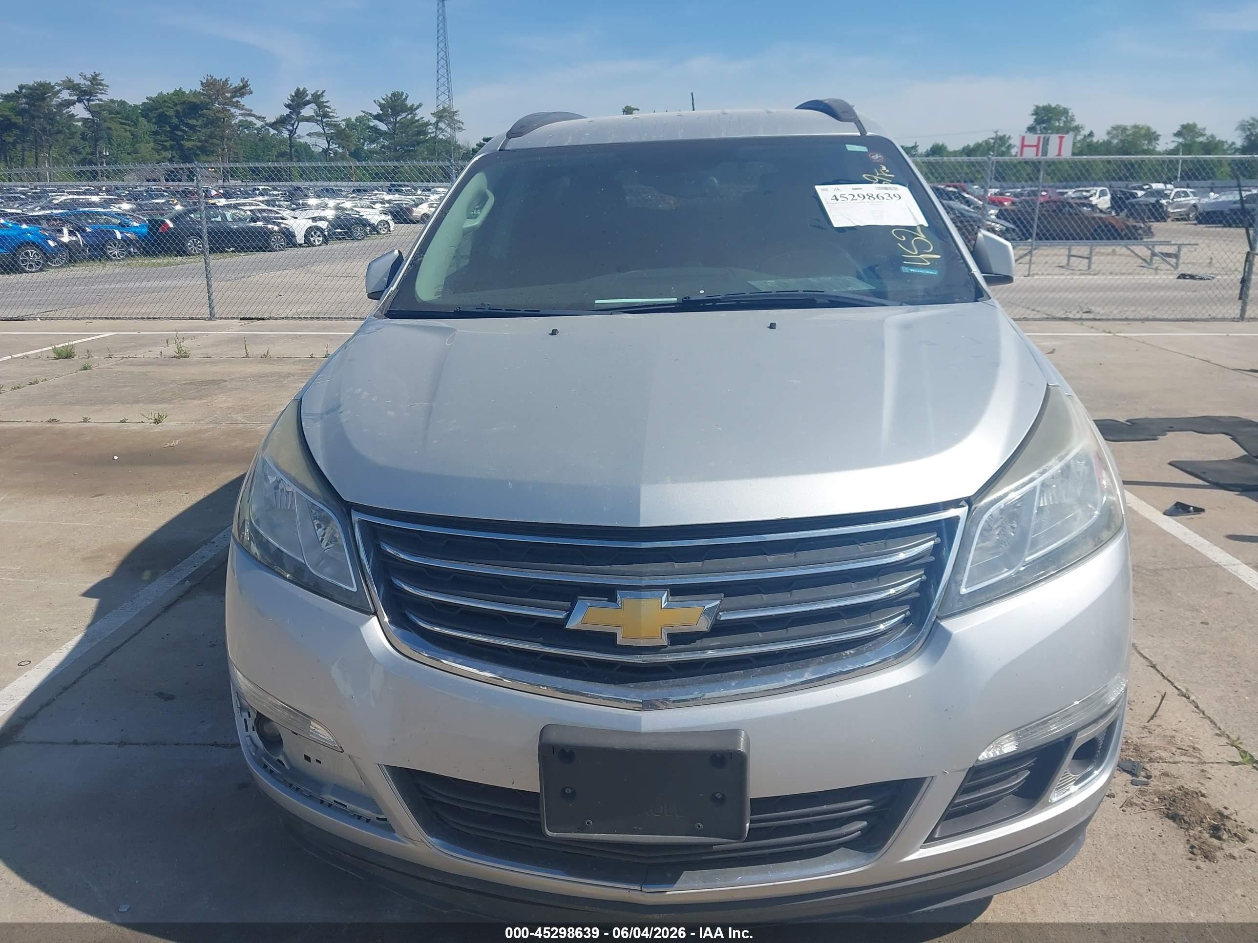 2014 Chevrolet Traverse 2lt Silver vin: 1GNKVHKD6EJ288575