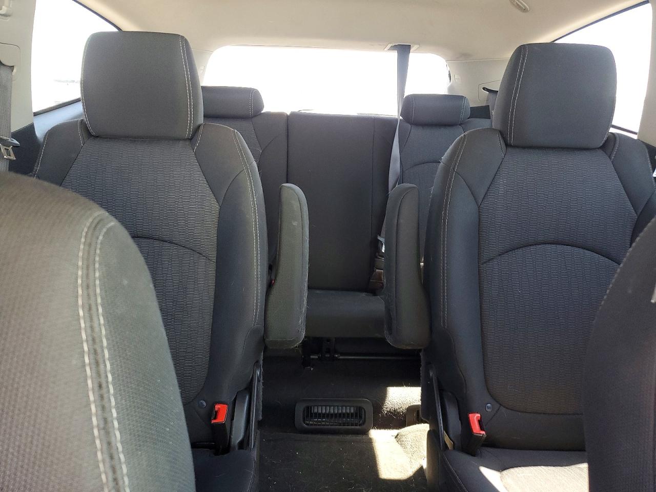 2014 Chevrolet Traverse Lt Silver vin: 1GNKVHKD8EJ367553