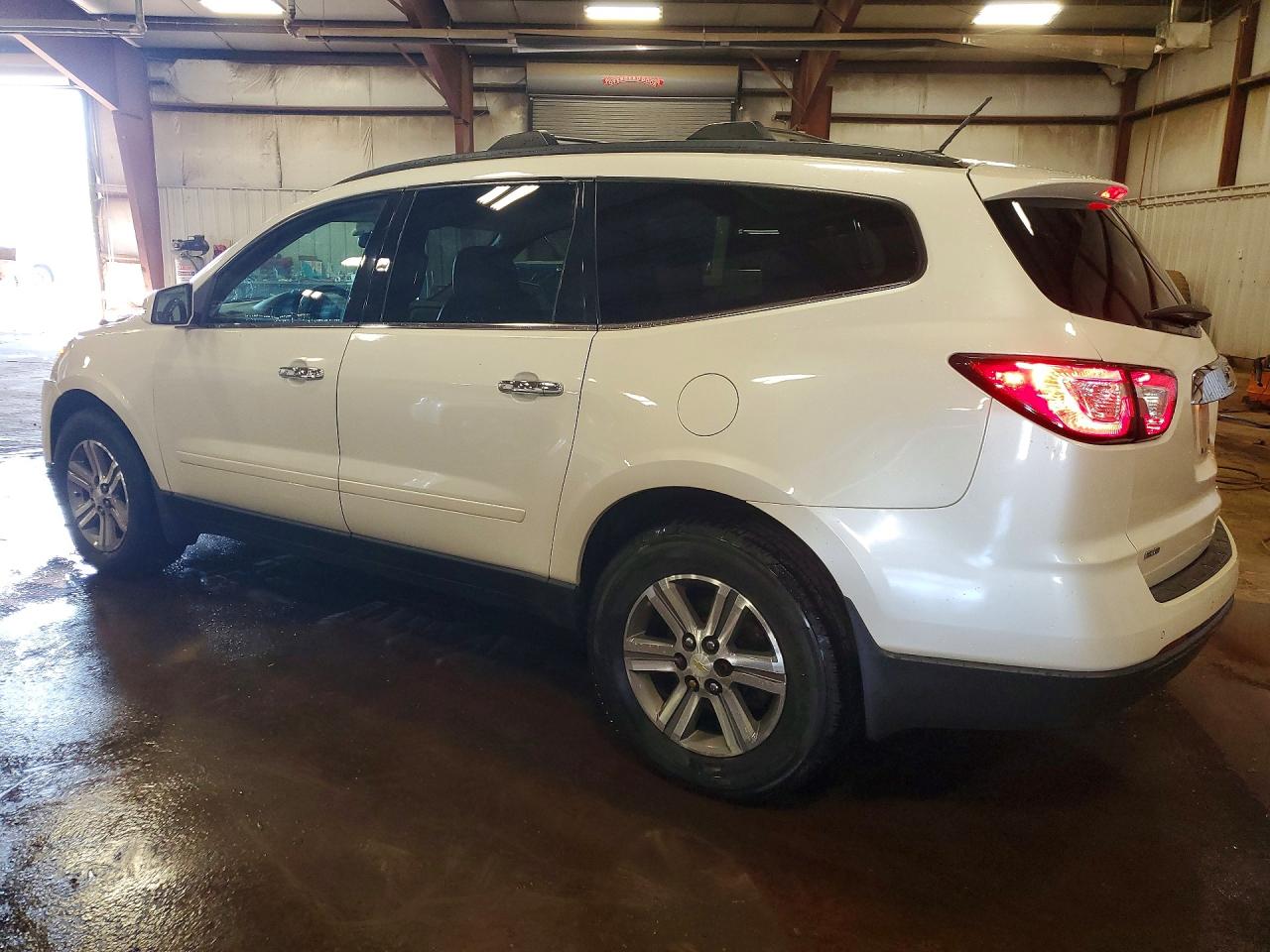 2015 Chevrolet Traverse Lt Белый vin: 1GNKVHKD8FJ133236