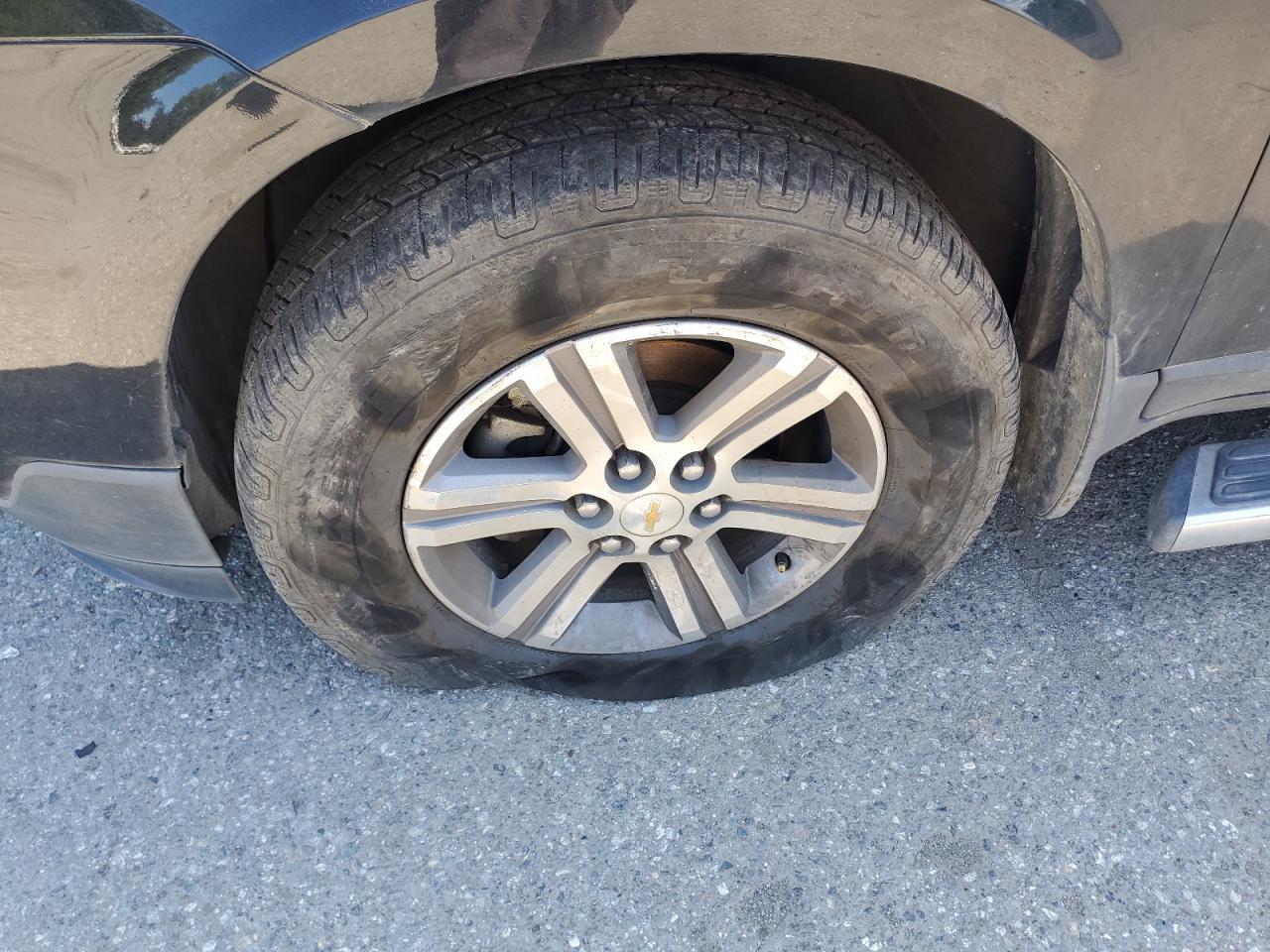 2015 Chevrolet Traverse Lt Black vin: 1GNKVHKDXFJ258366 Damage: Left Front Wheel, Curb Rash, 7 To 8 Inches