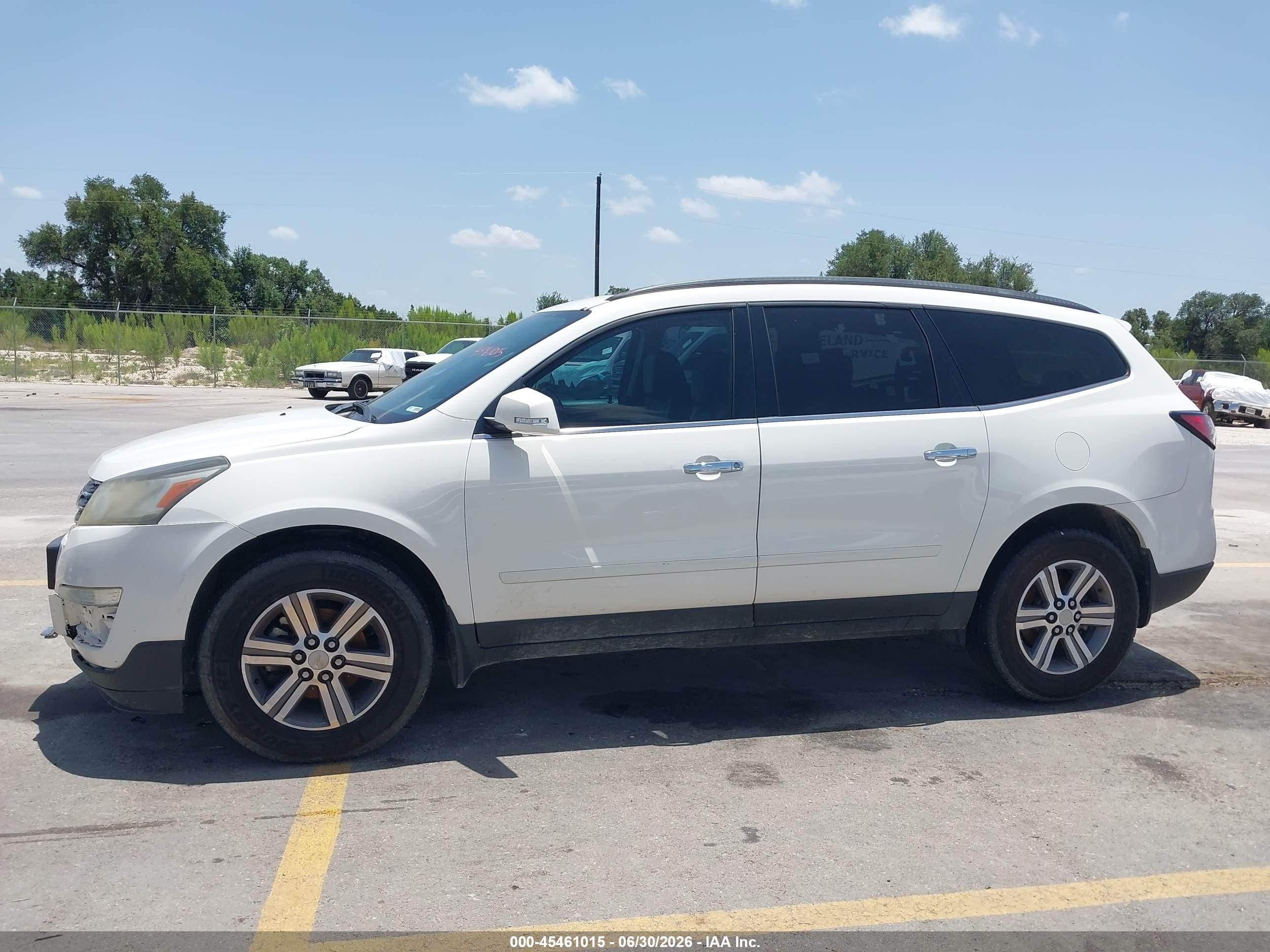 2015 Chevrolet Traverse 2lt Белый vin: 1GNKVHKDXFJ285924