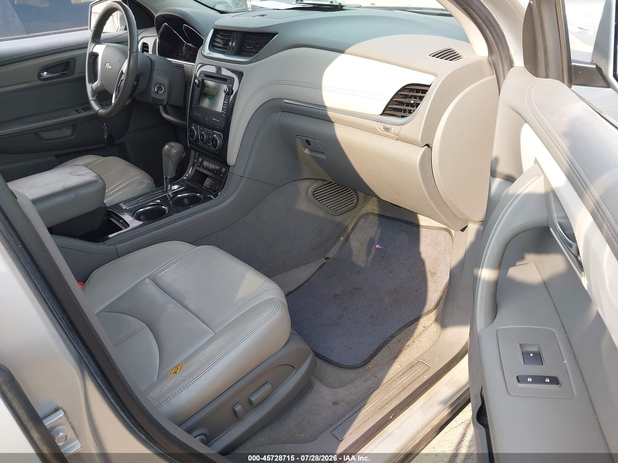 2015 Chevrolet Traverse Lt Gray vin: 1GNKVHKDXFJ384498
