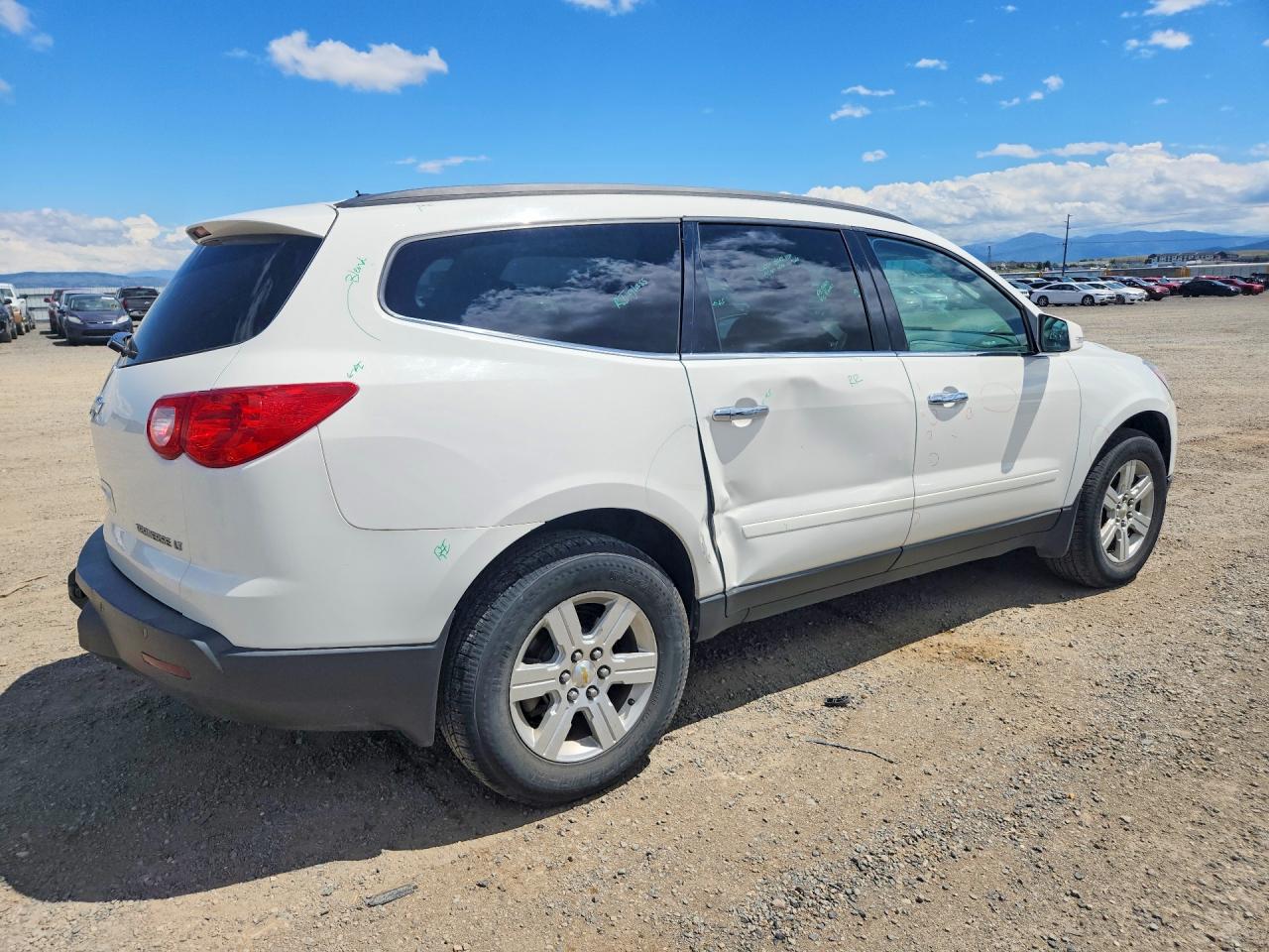 2012 Chevrolet Traverse Lt Белый vin: 1GNKVJED1CJ120486