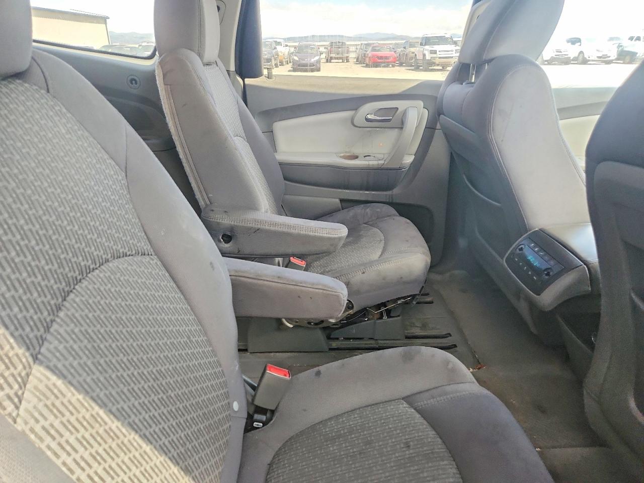 2012 Chevrolet Traverse Lt Белый vin: 1GNKVJED1CJ120486