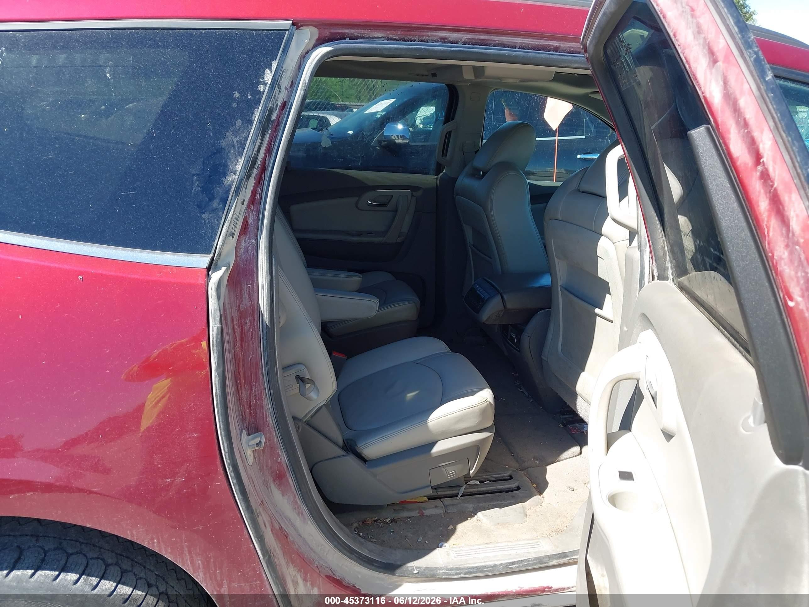 2011 Chevrolet Traverse 2lt Red vin: 1GNKVJED2BJ286935