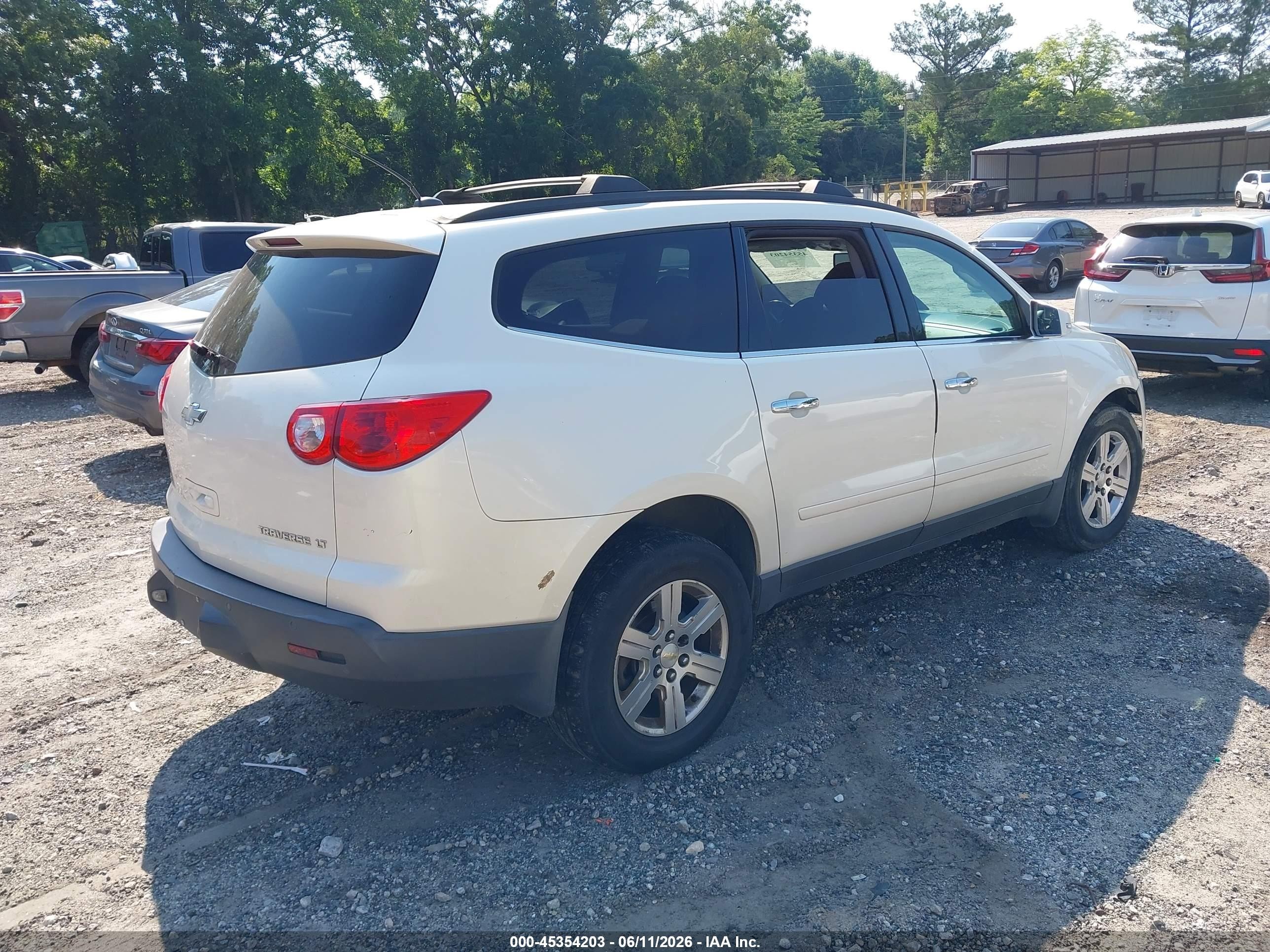 2012 Chevrolet Traverse 2lt White vin: 1GNKVJED2CJ186870