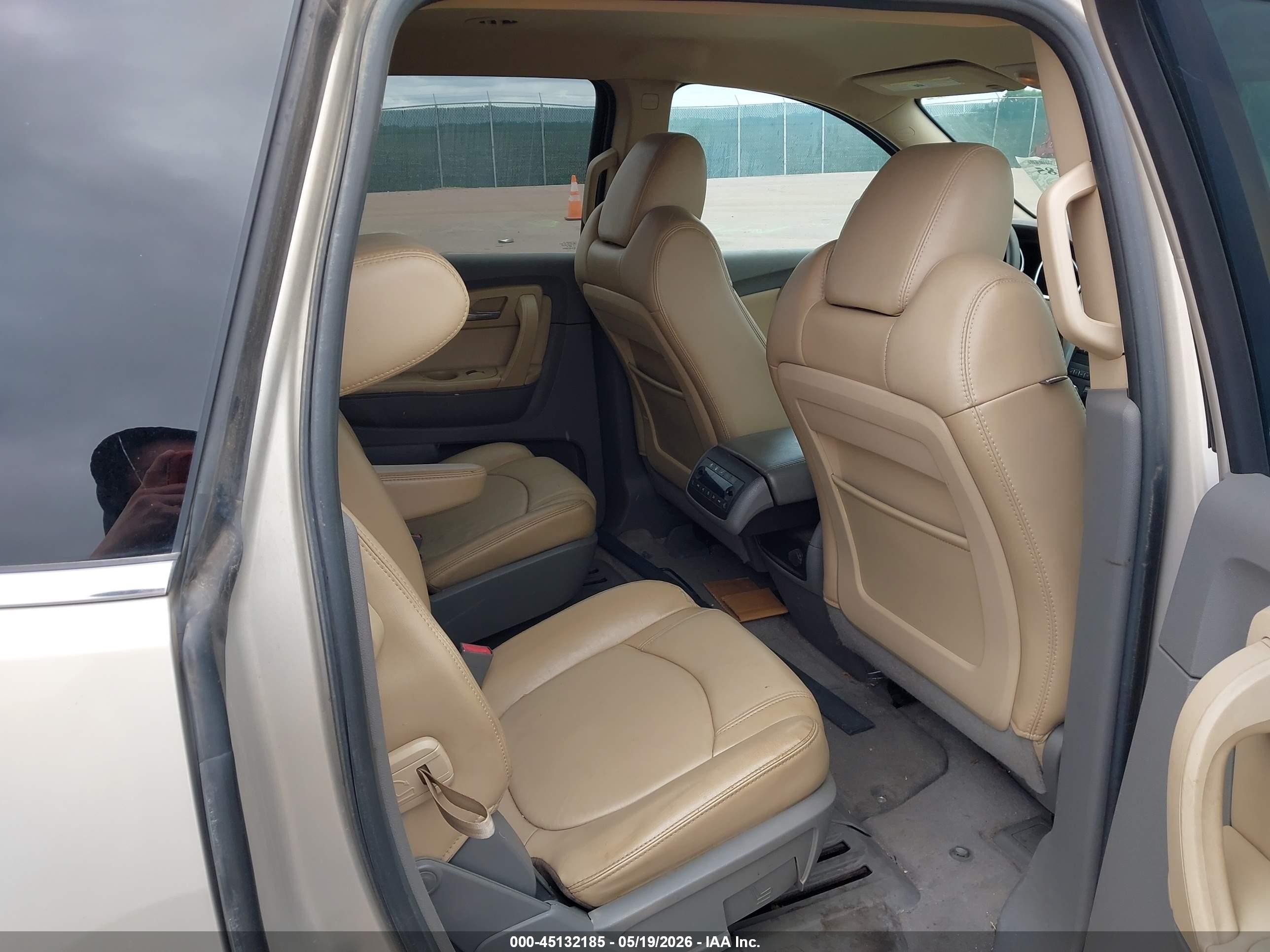 2011 Chevrolet Traverse 2lt Золотой vin: 1GNKVJED3BJ237243