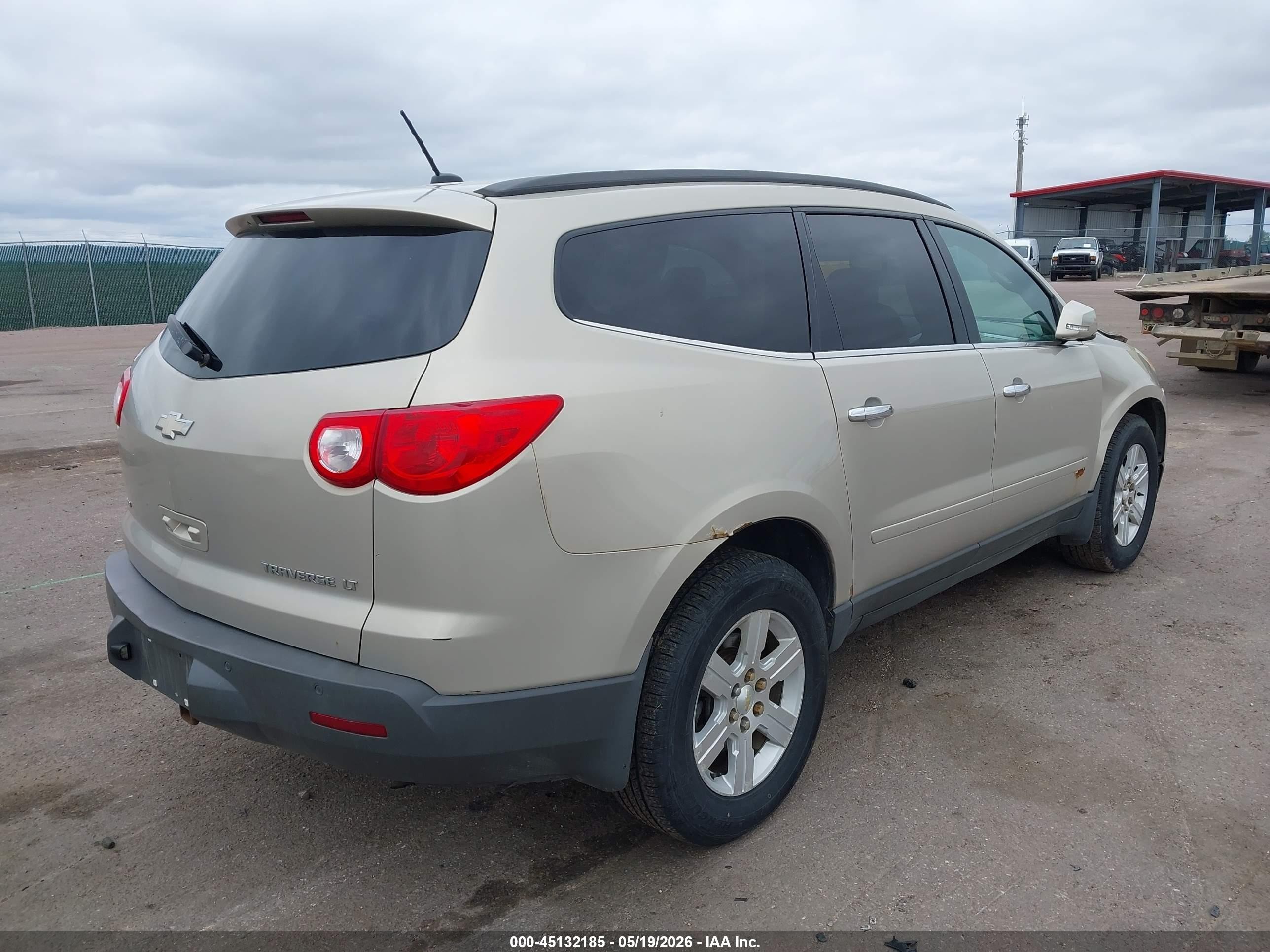 2011 Chevrolet Traverse 2lt Золотой vin: 1GNKVJED3BJ237243