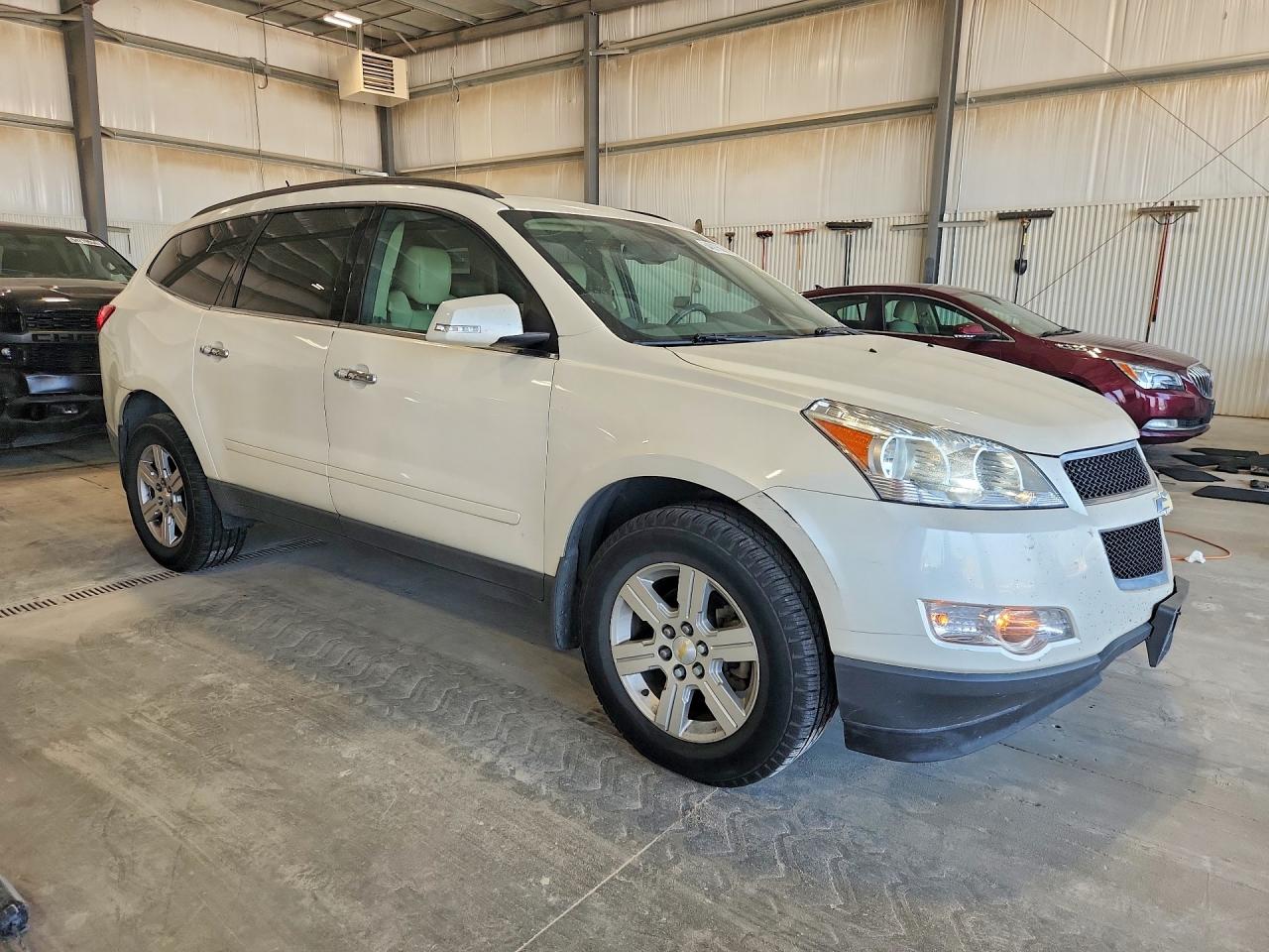 2012 Chevrolet Traverse Lt Cream vin: 1GNKVJED5CJ127490