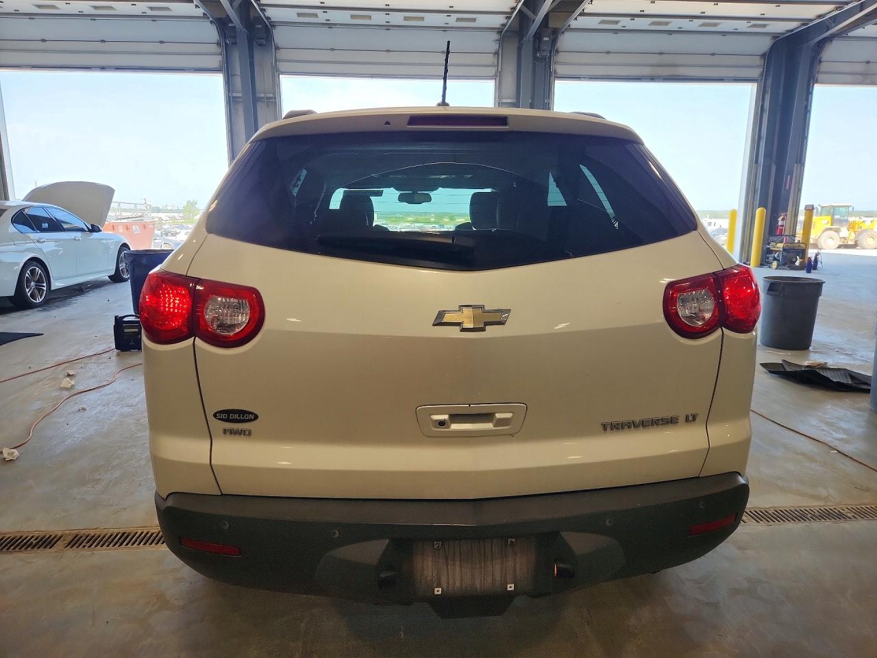 2012 Chevrolet Traverse Lt Cream vin: 1GNKVJED5CJ127490