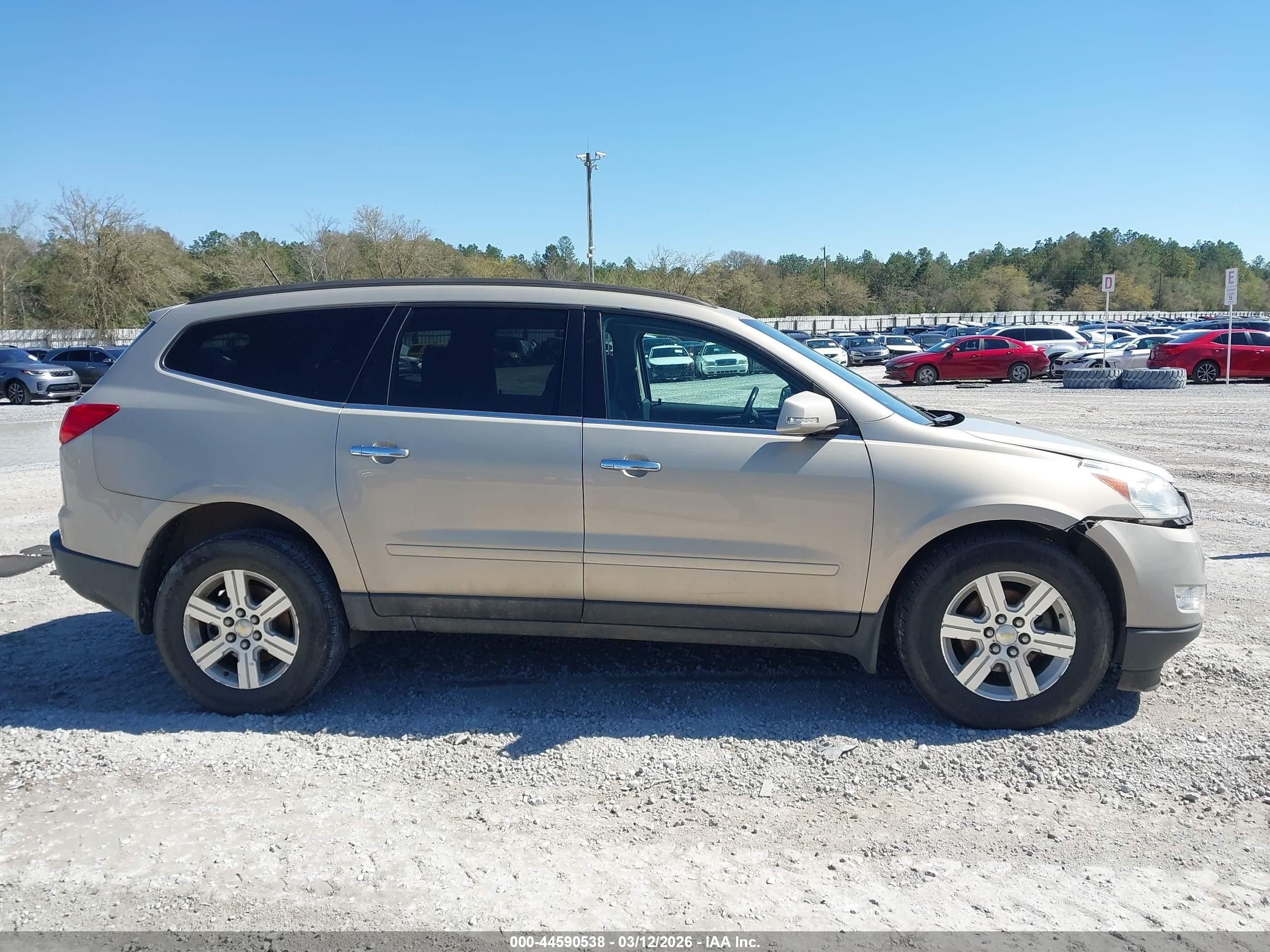 2011 Chevrolet Traverse 2lt Gold vin: 1GNKVJED9BJ238994