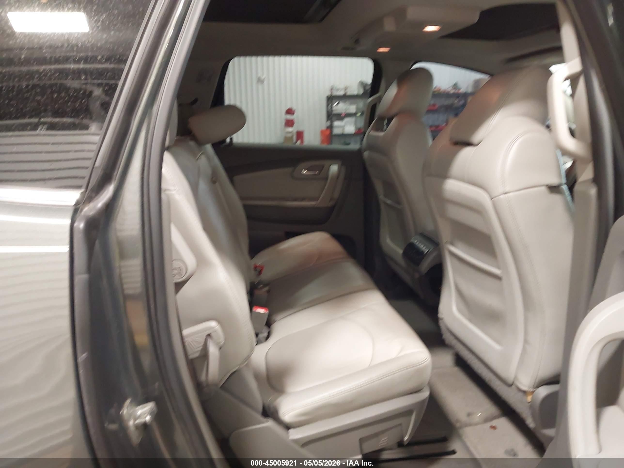2011 Chevrolet Traverse 2lt Серый vin: 1GNKVJEDXBJ171676