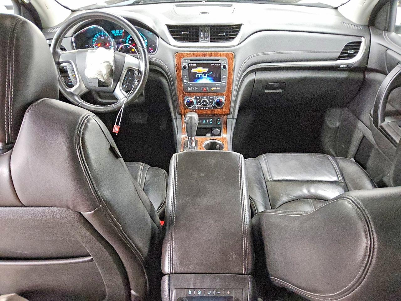 2013 Chevrolet Traverse Lt White vin: 1GNKVJKD0DJ189983