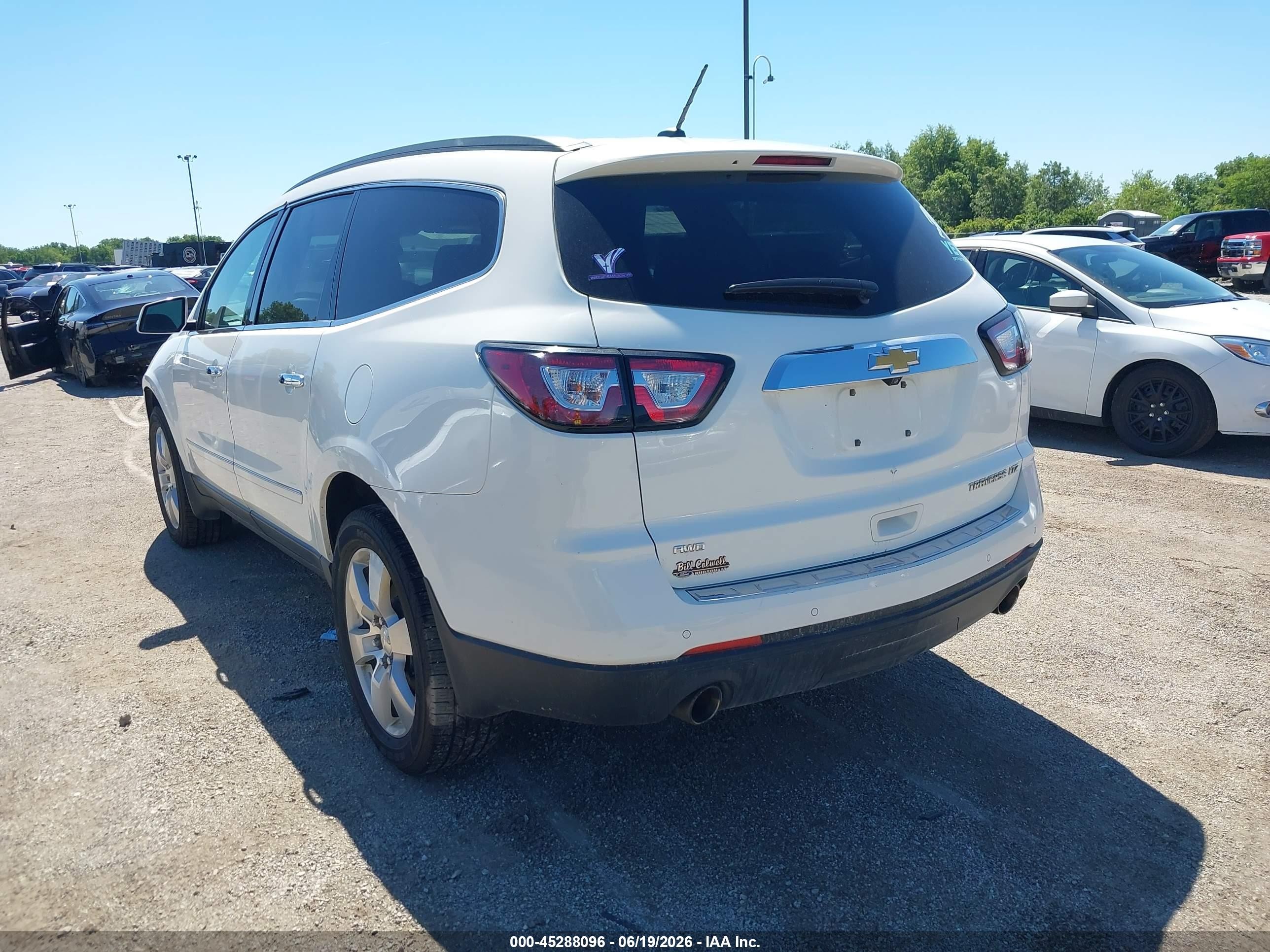 2015 Chevrolet Traverse Ltz White vin: 1GNKVJKD0FJ281341