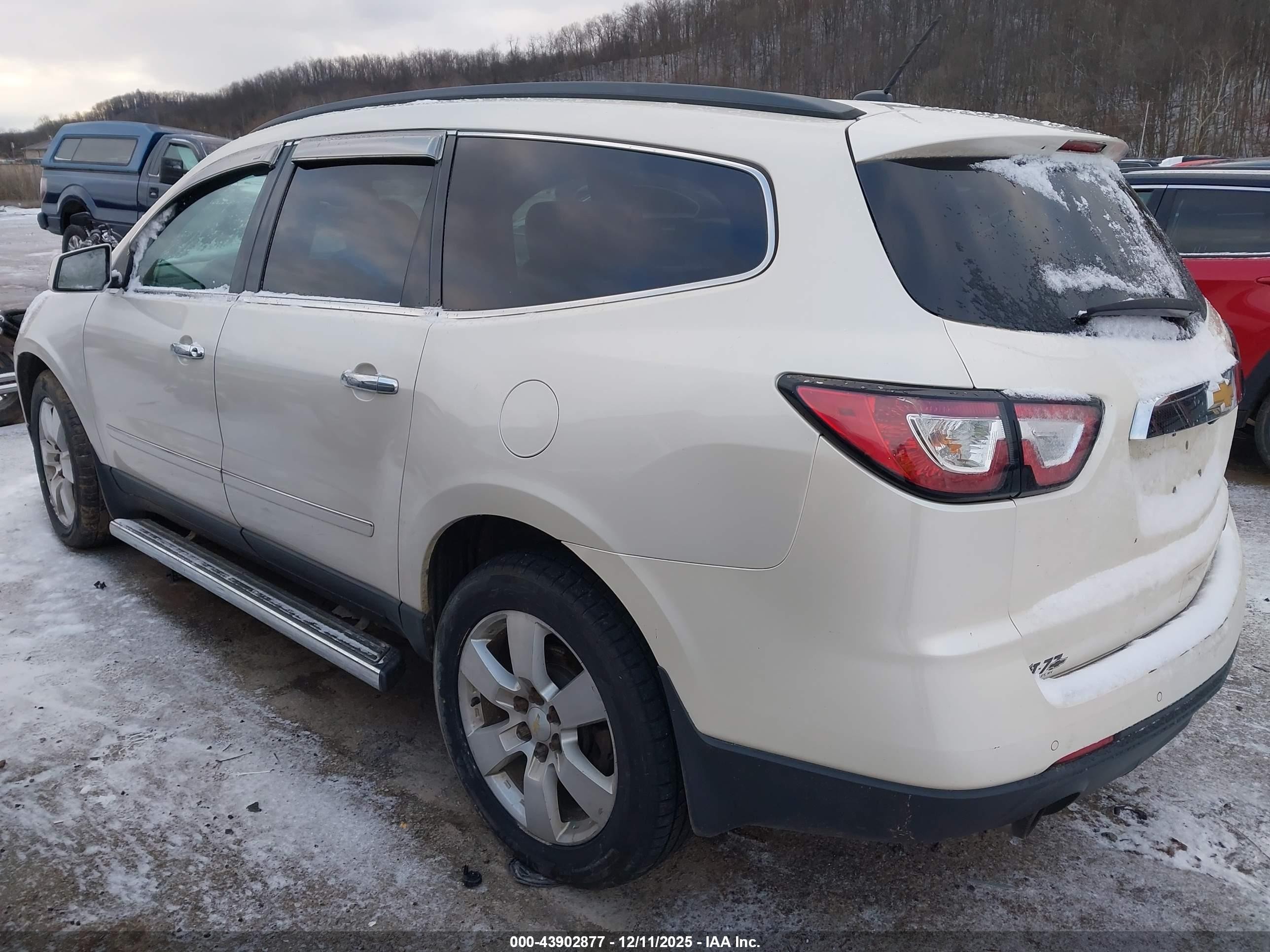 2015 Chevrolet Traverse Ltz White vin: 1GNKVJKD1FJ112705
