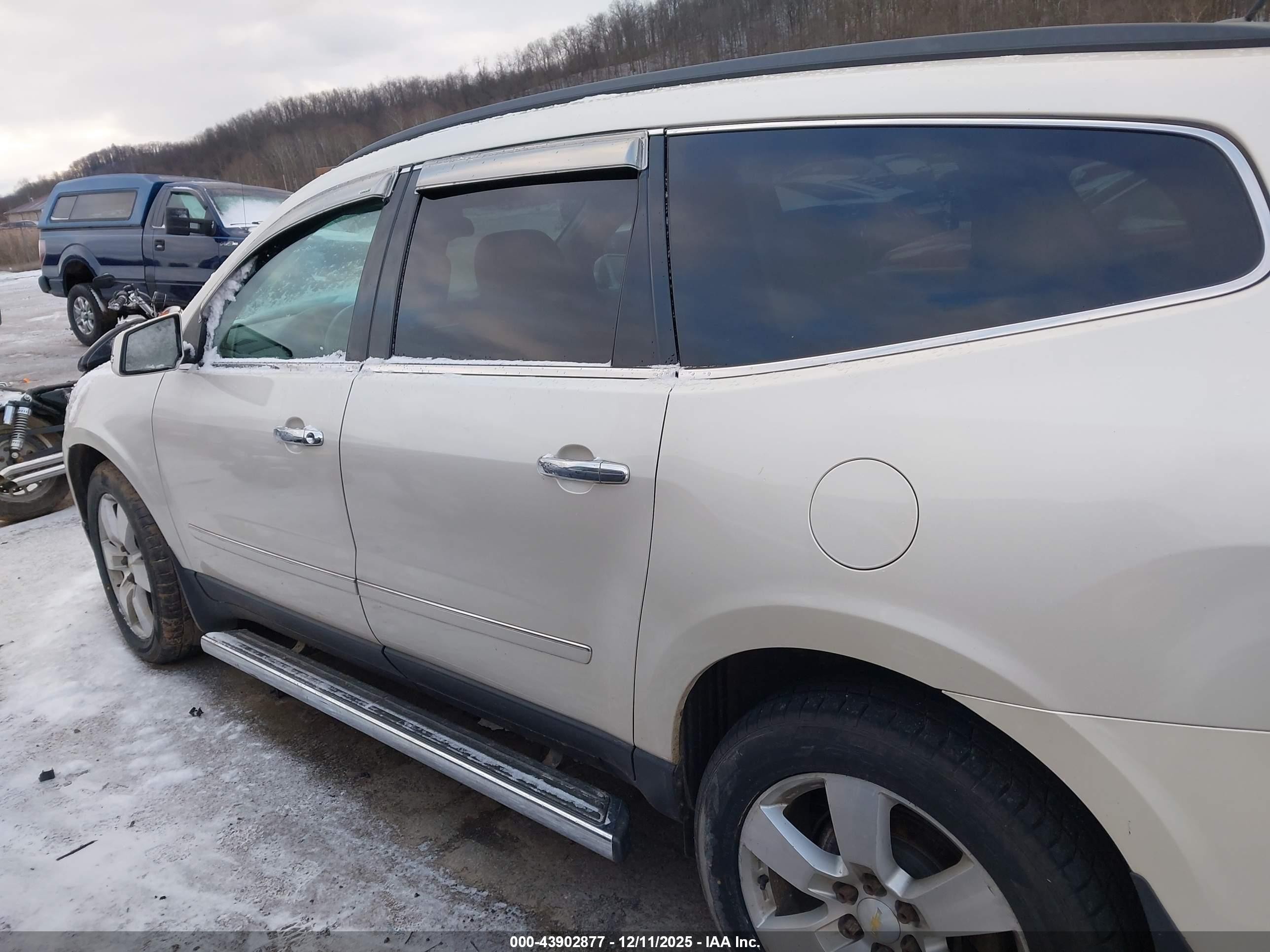 2015 Chevrolet Traverse Ltz White vin: 1GNKVJKD1FJ112705