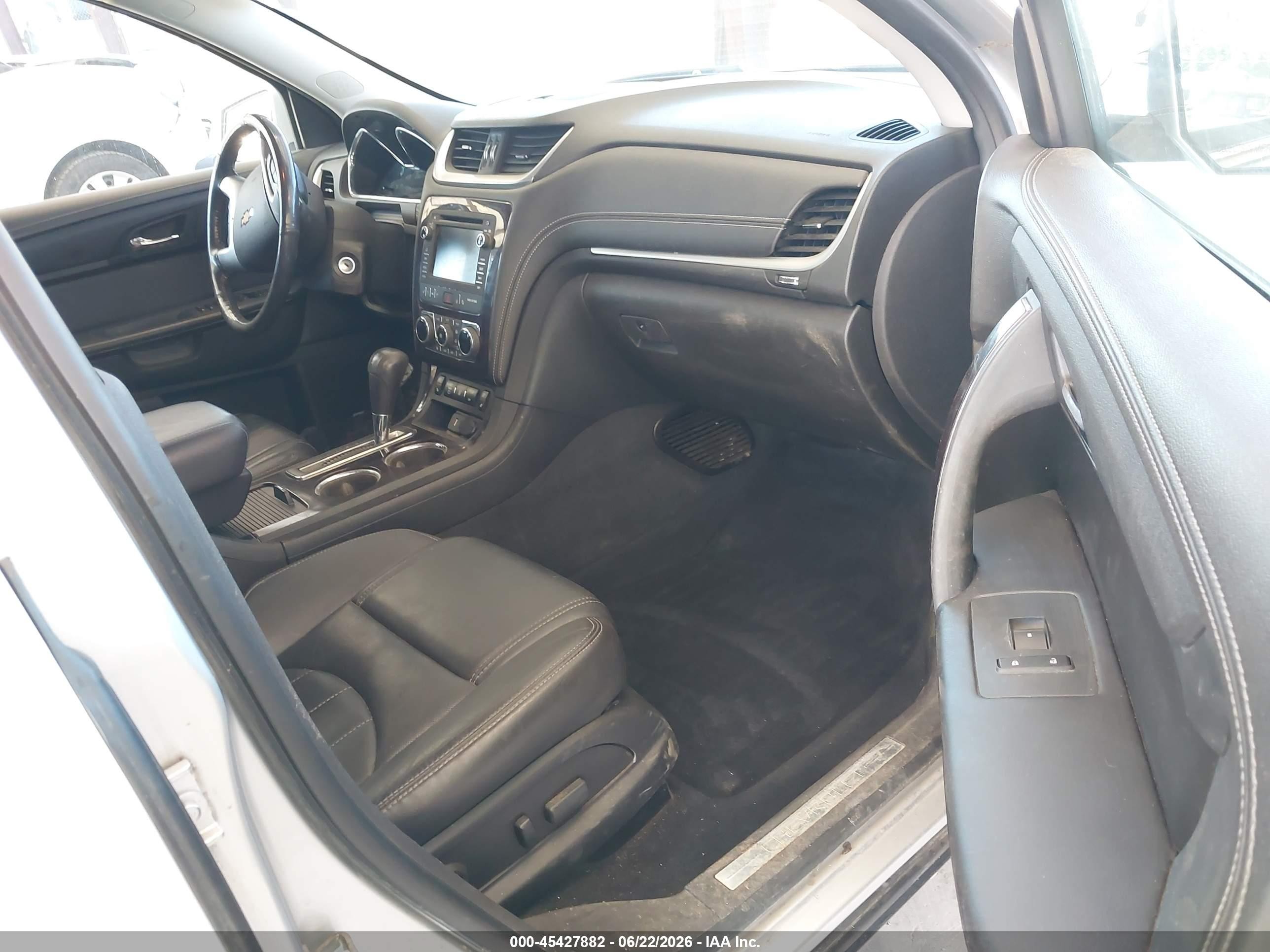 2015 Chevrolet Traverse Ltz Silver vin: 1GNKVJKD1FJ258859