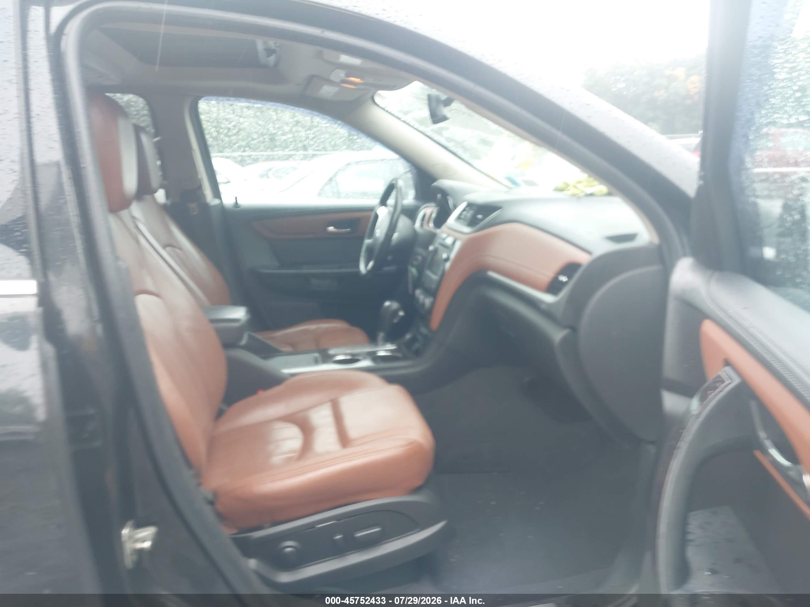 2015 Chevrolet Traverse Ltz Cream vin: 1GNKVJKD1FJ267903
