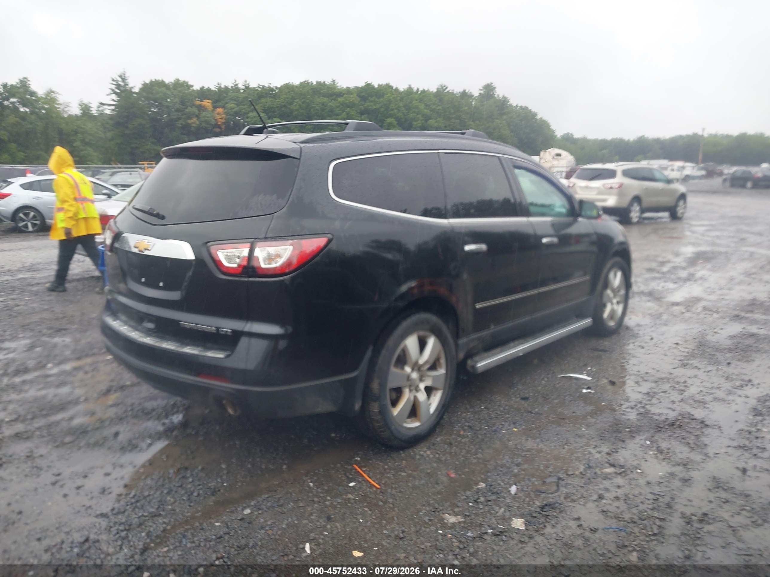 2015 Chevrolet Traverse Ltz Cream vin: 1GNKVJKD1FJ267903